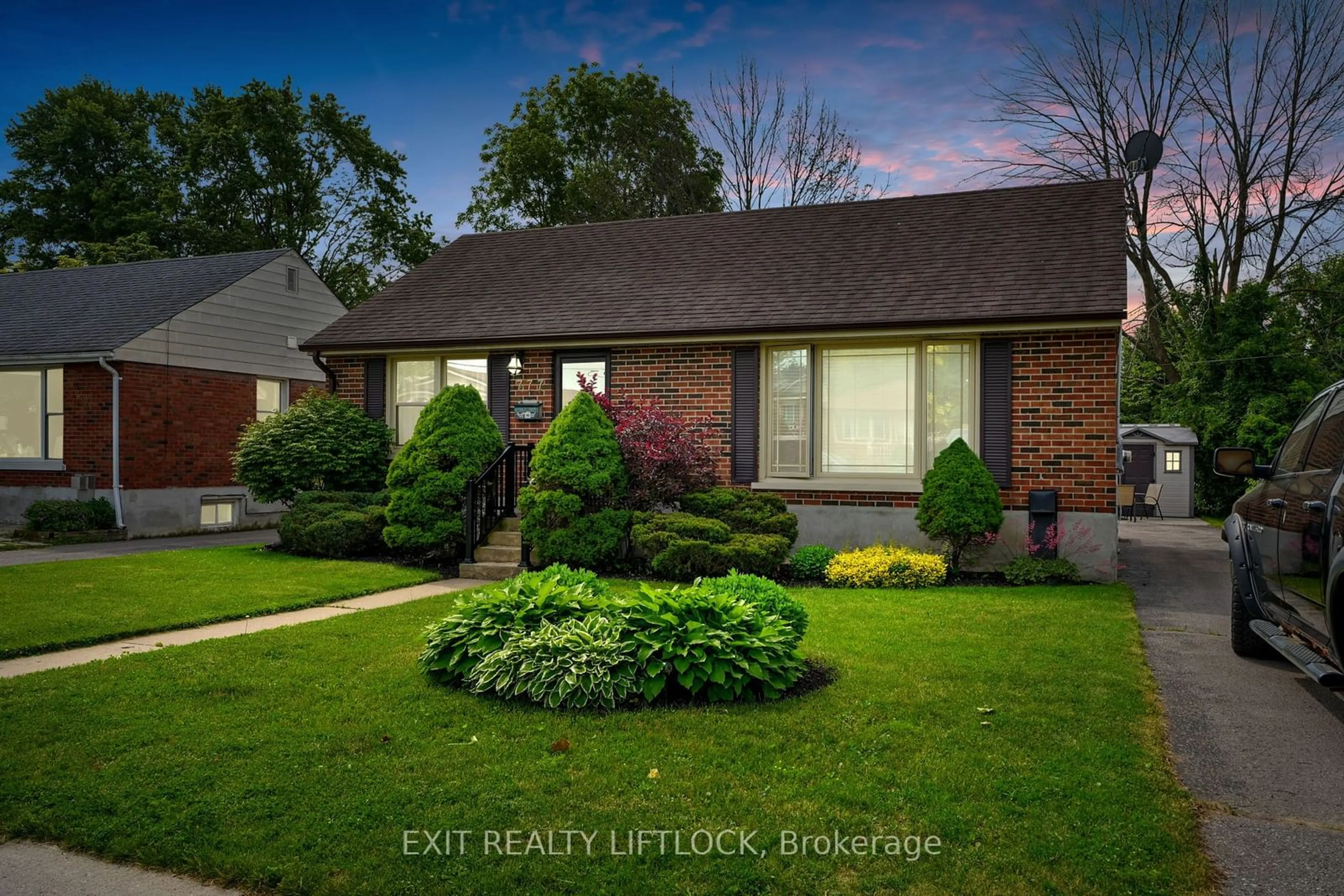 Home with brick exterior material for 777 Cameron St, Peterborough Ontario K9J 4A1