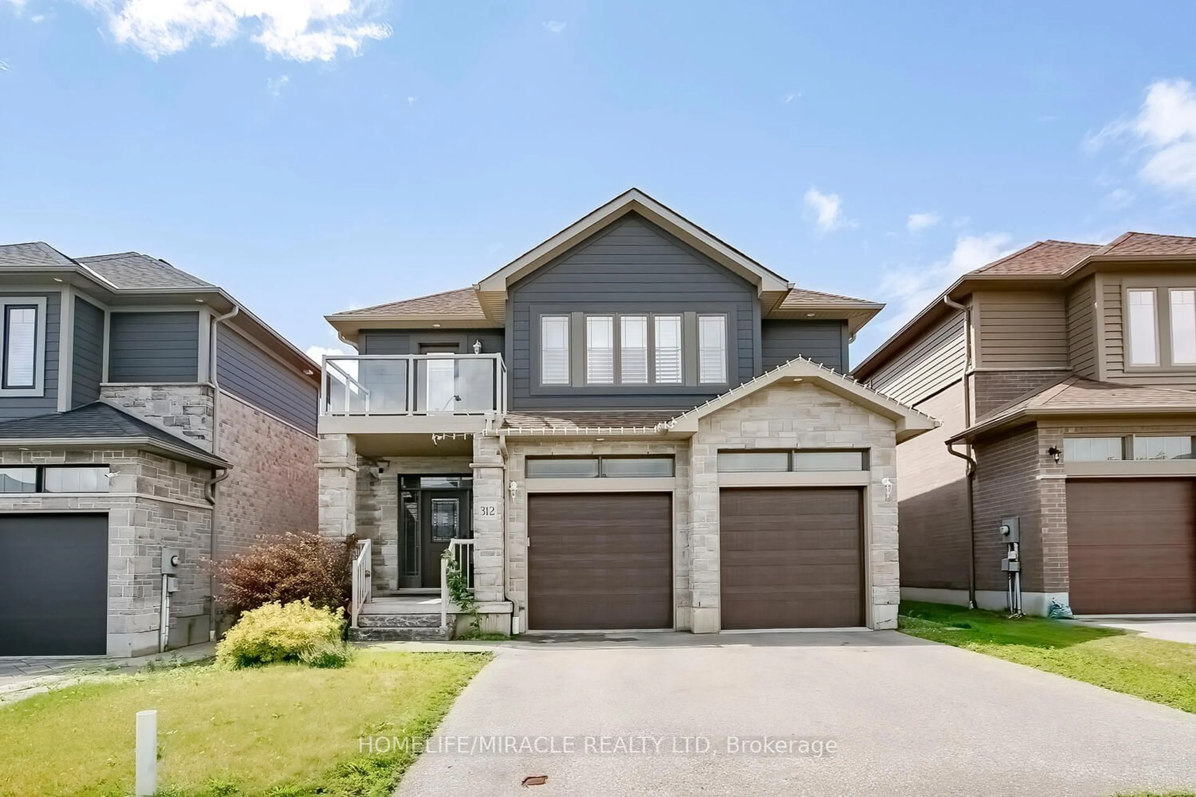 Frontside or backside of a home for 312 Carriage Way, Waterloo Ontario N2K 0C2