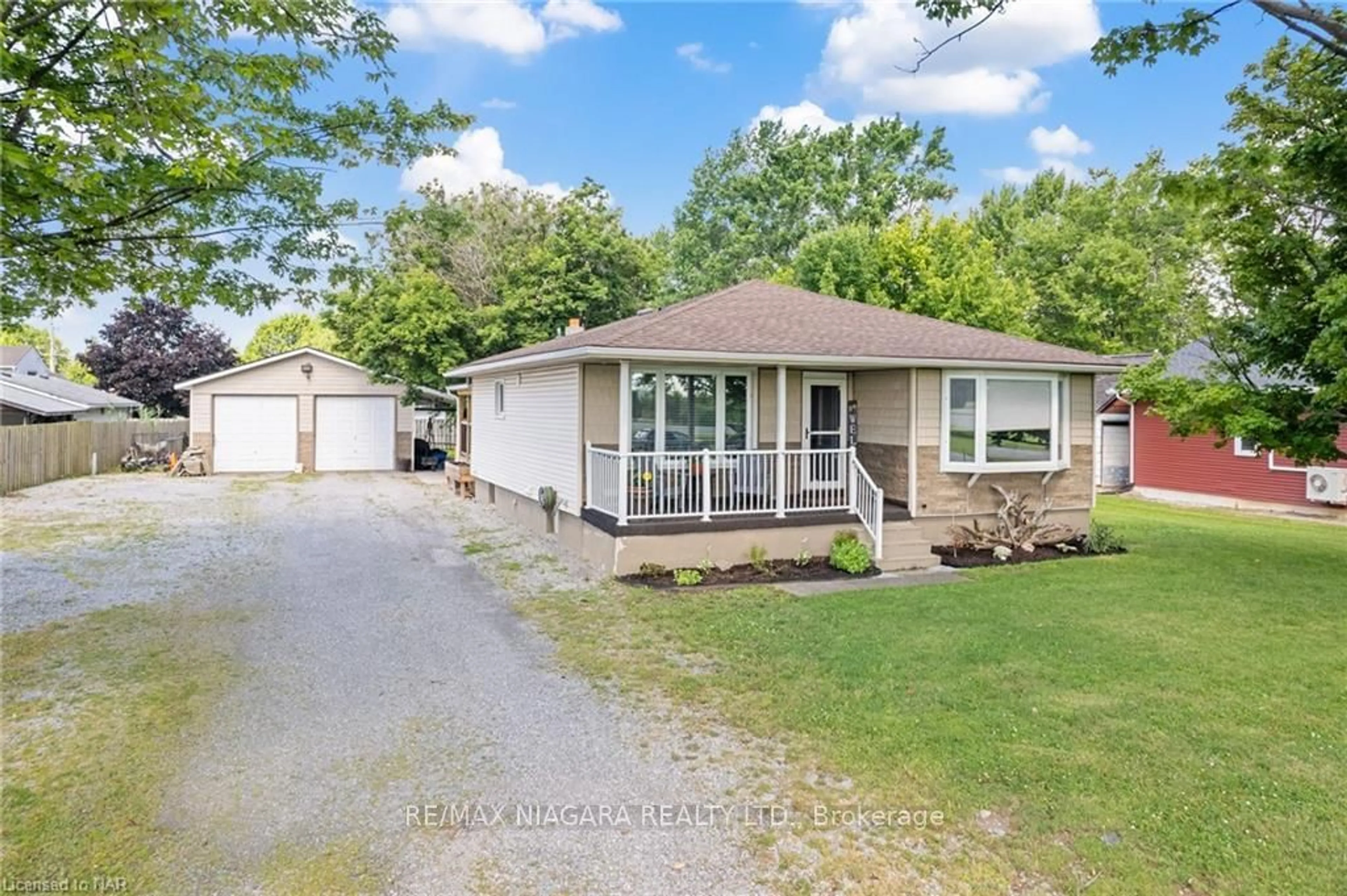 Frontside or backside of a home for 489 MOORE Rd, Welland Ontario L3B 5N7