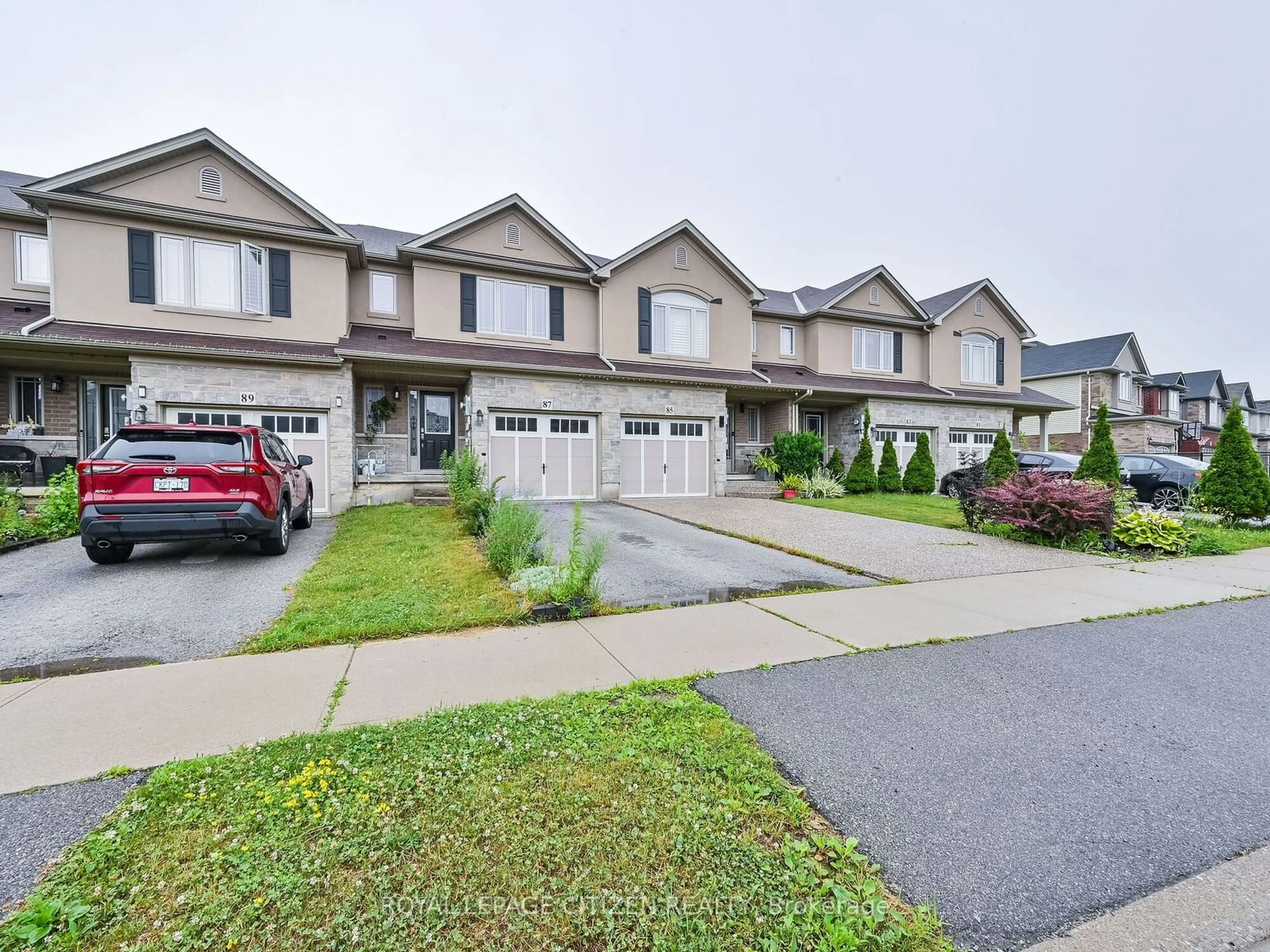 A pic from exterior of the house or condo for 87 Chamomile Dr, Hamilton Ontario L8W 0C1
