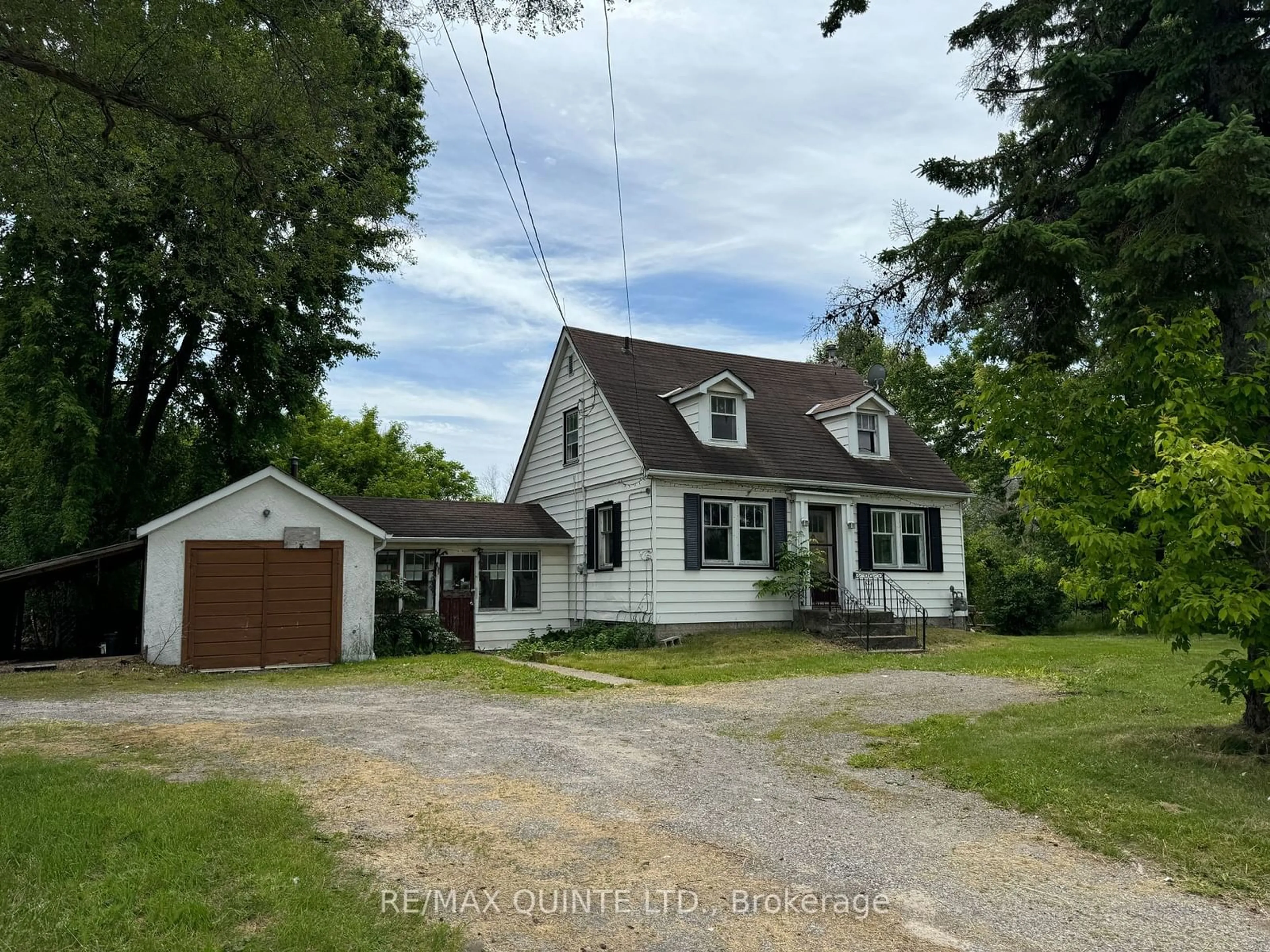 Frontside or backside of a home for 1100/06 Old Highway 2, Quinte West Ontario K8N 4Z2