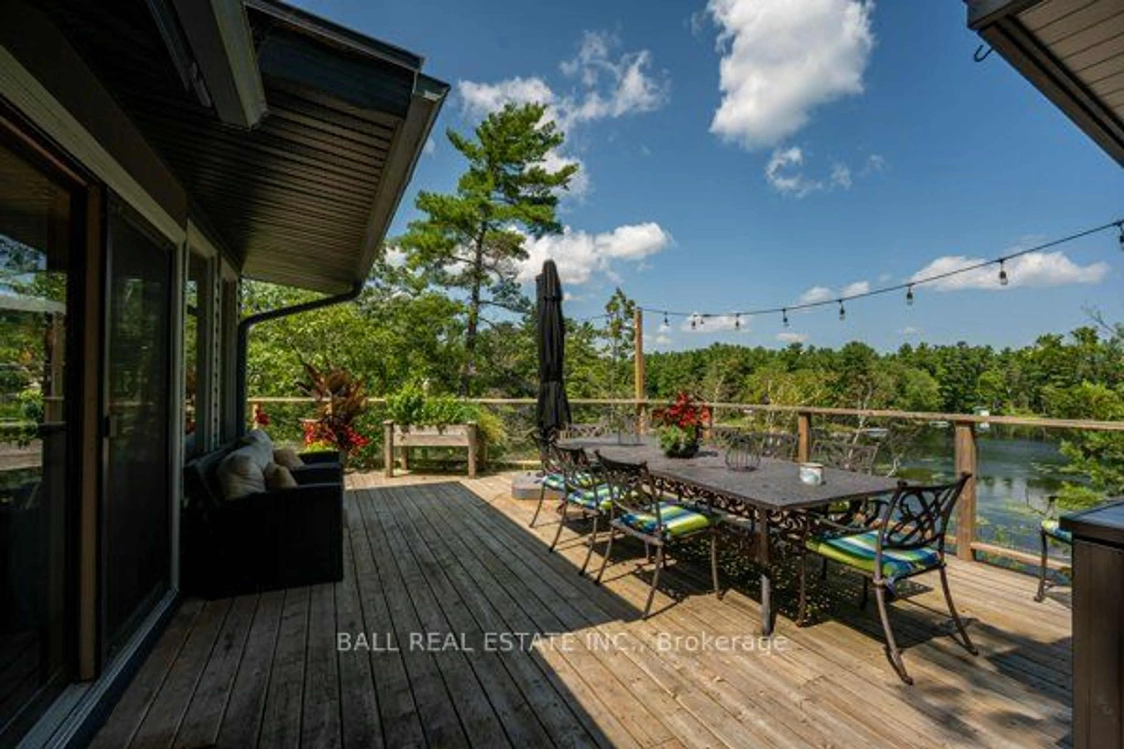 Patio for 2712 Channel View Lane, Smith-Ennismore-Lakefield Ontario K0L 2H0