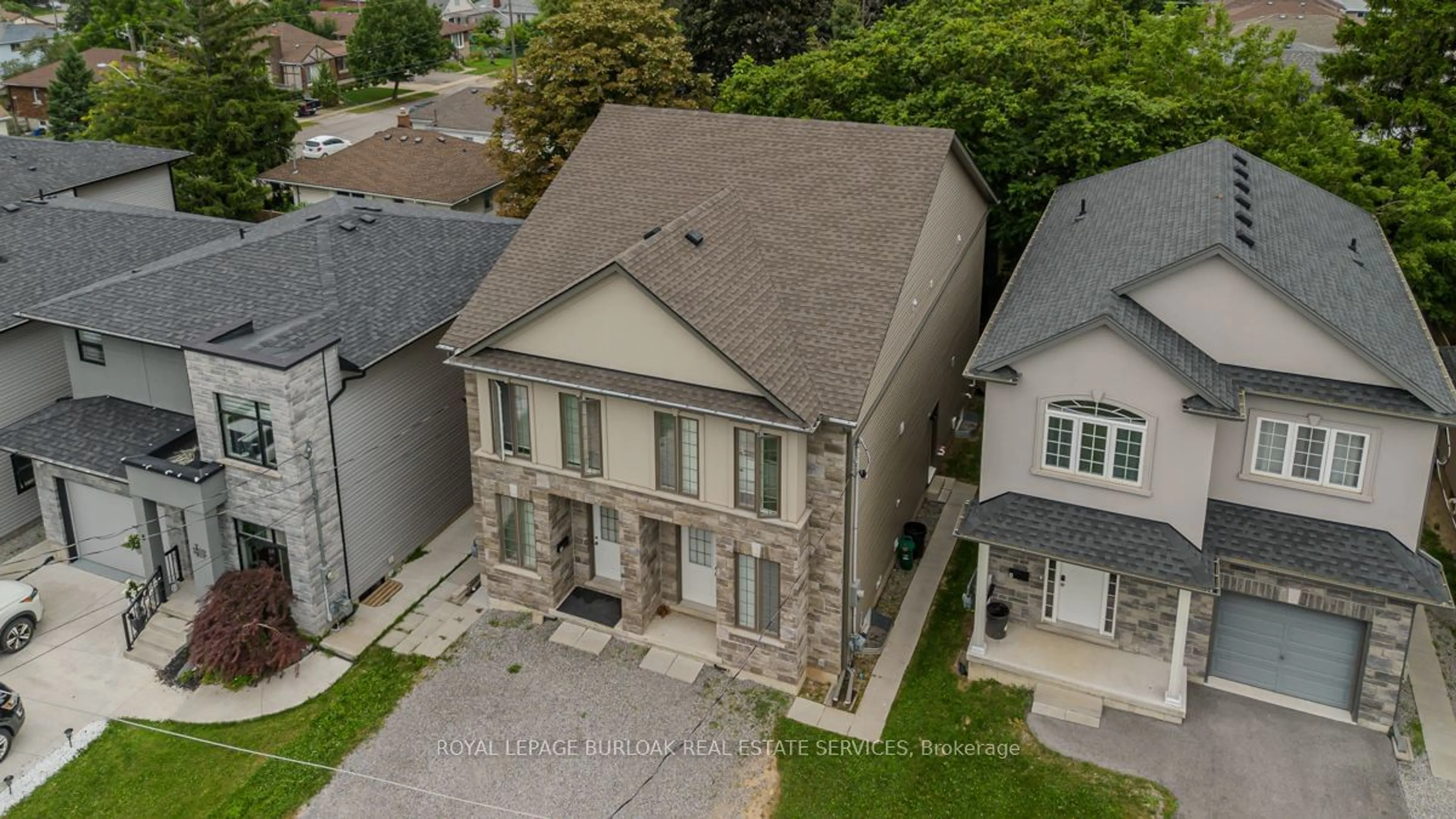 Frontside or backside of a home for 6B Leeson St, St. Catharines Ontario L2T 2R1