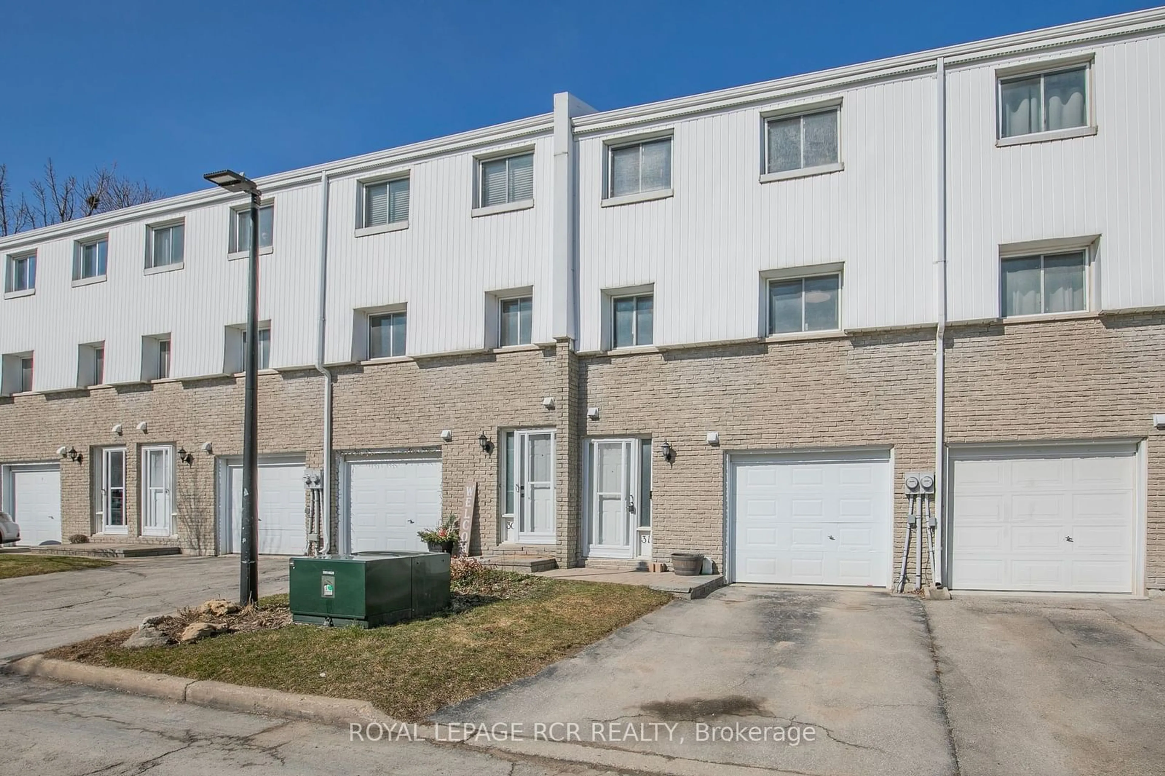 A pic from exterior of the house or condo for 325 William St #31, Shelburne Ontario L9V 2X6