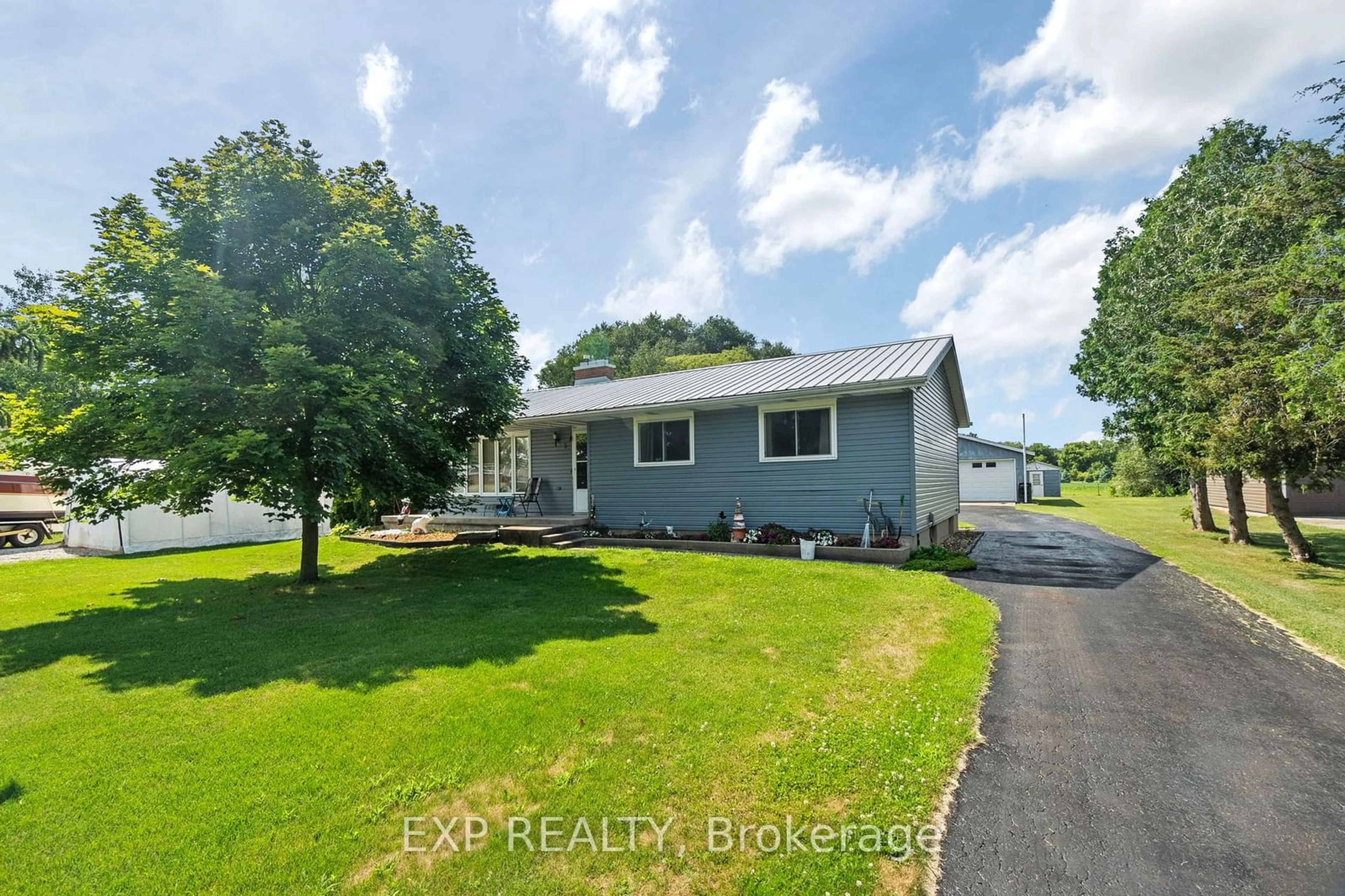 Frontside or backside of a home for 8274 Burwell Rd, Lambton Shores Ontario N0M 1T0