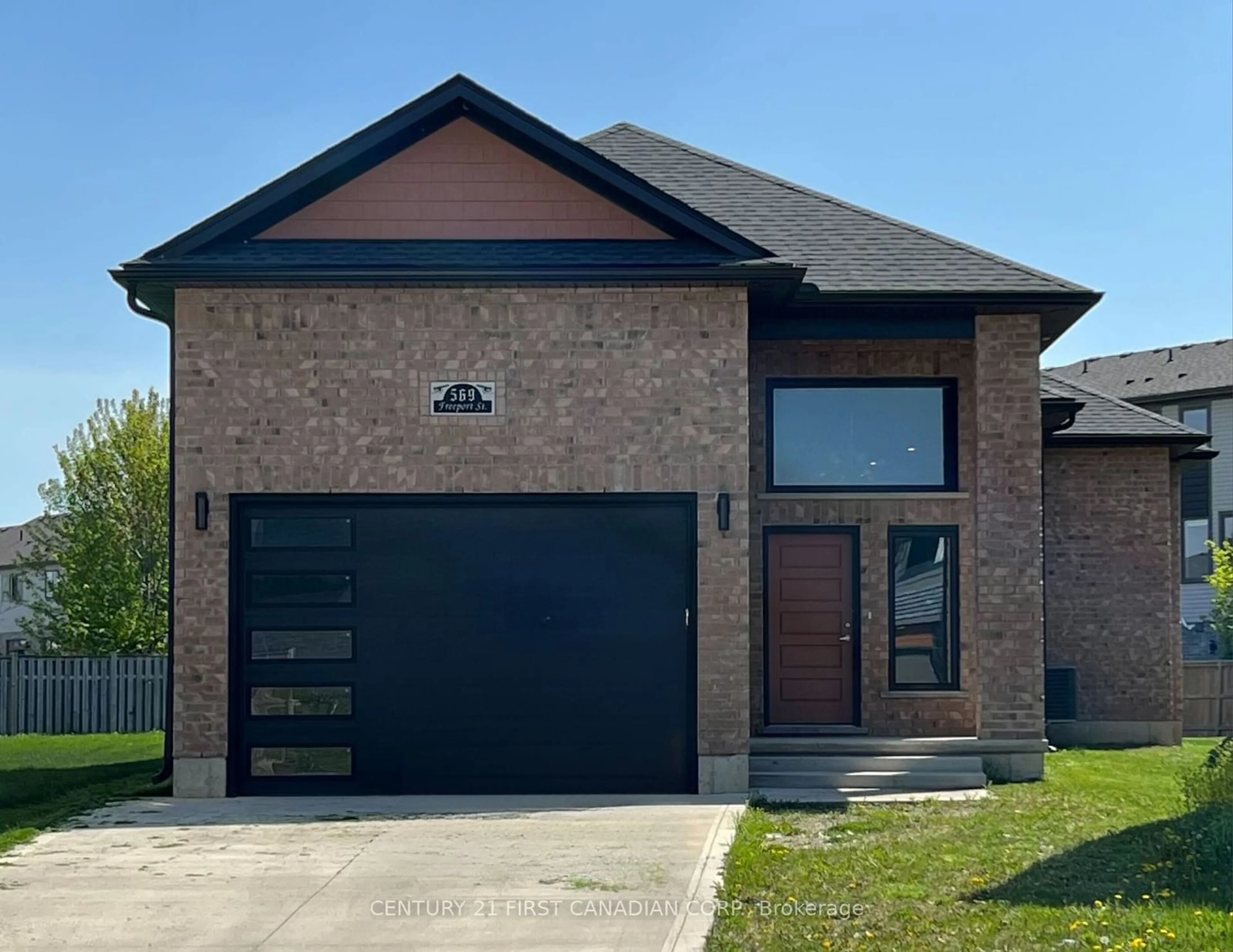 Home with brick exterior material for 569 Freeport St, London Ontario N6G 5B1