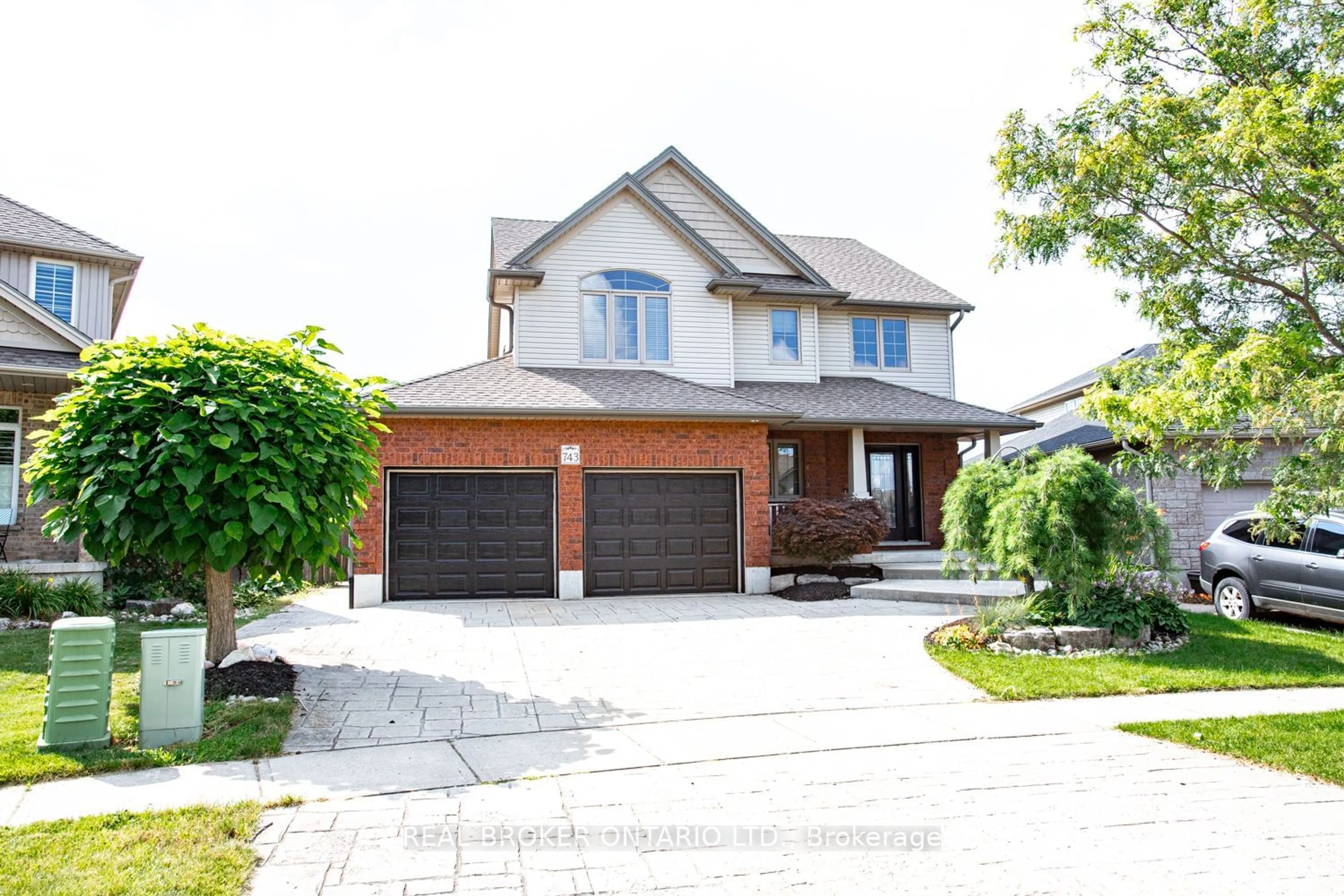 Home with brick exterior material for 743 Anzio Rd, Woodstock Ontario N4T 0B5