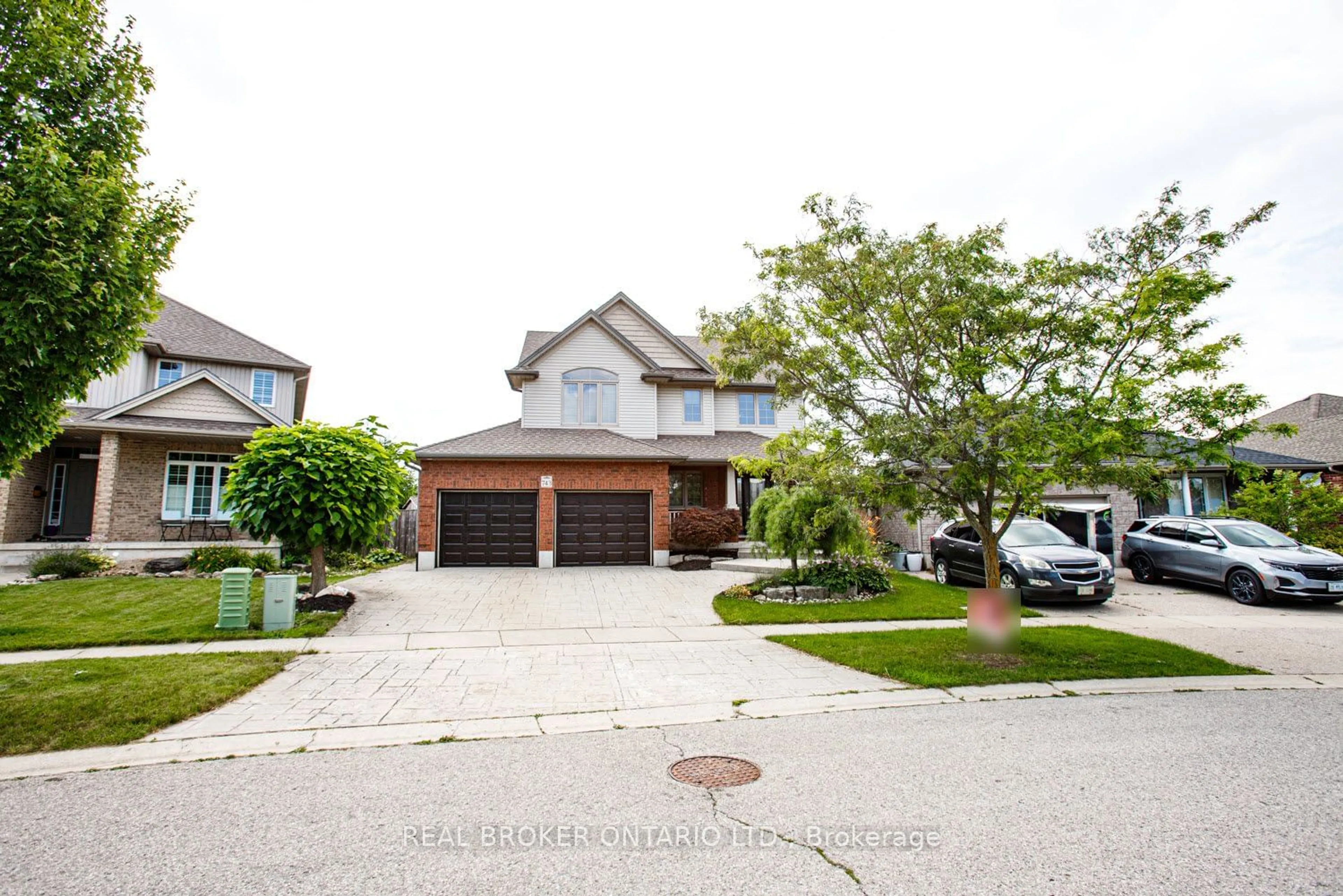 Frontside or backside of a home, the street view for 743 Anzio Rd, Woodstock Ontario N4T 0B5