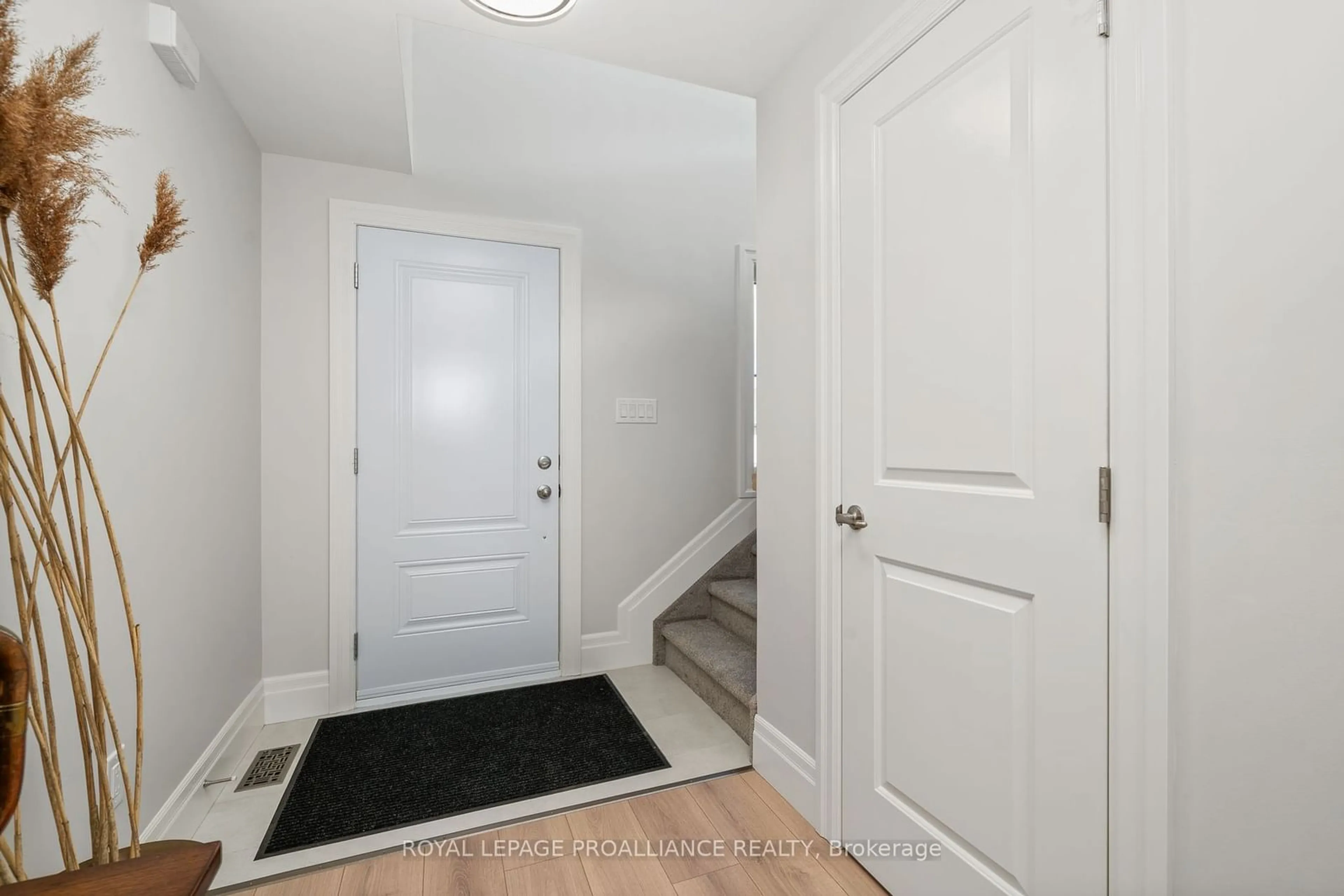 Indoor entryway, not visible floor for 26 Campbell Cres, Prince Edward County Ontario K0K 2T0