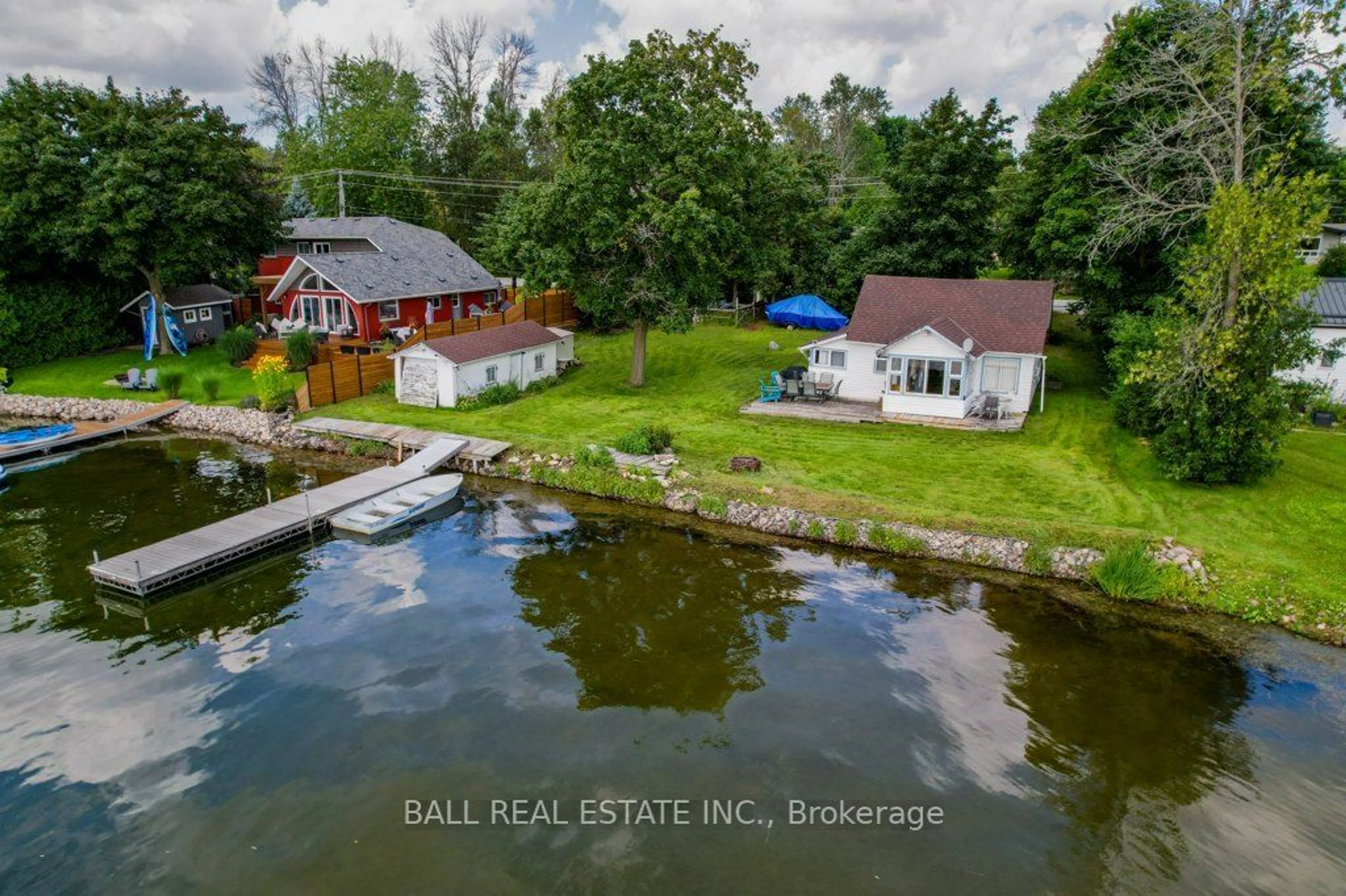 Cottage for 523 Gifford Dr, Smith-Ennismore-Lakefield Ontario K9J 6X2