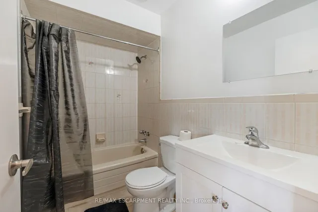 Additional property image - 3385 Binbrook Rd