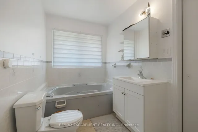 Additional property image - 3385 Binbrook Rd