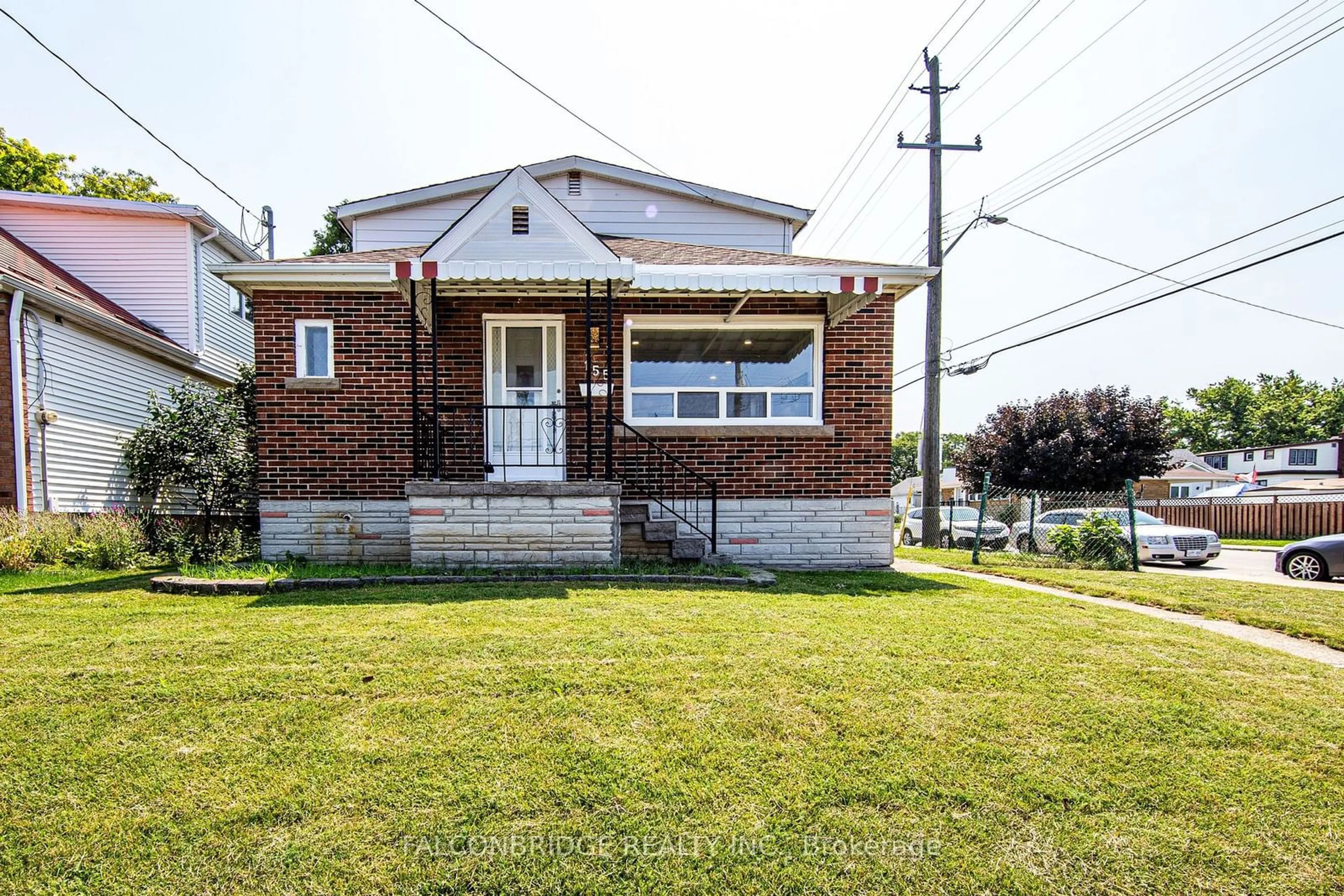 Frontside or backside of a home for 155 Rosewood Rd, Hamilton Ontario L8K 3J2