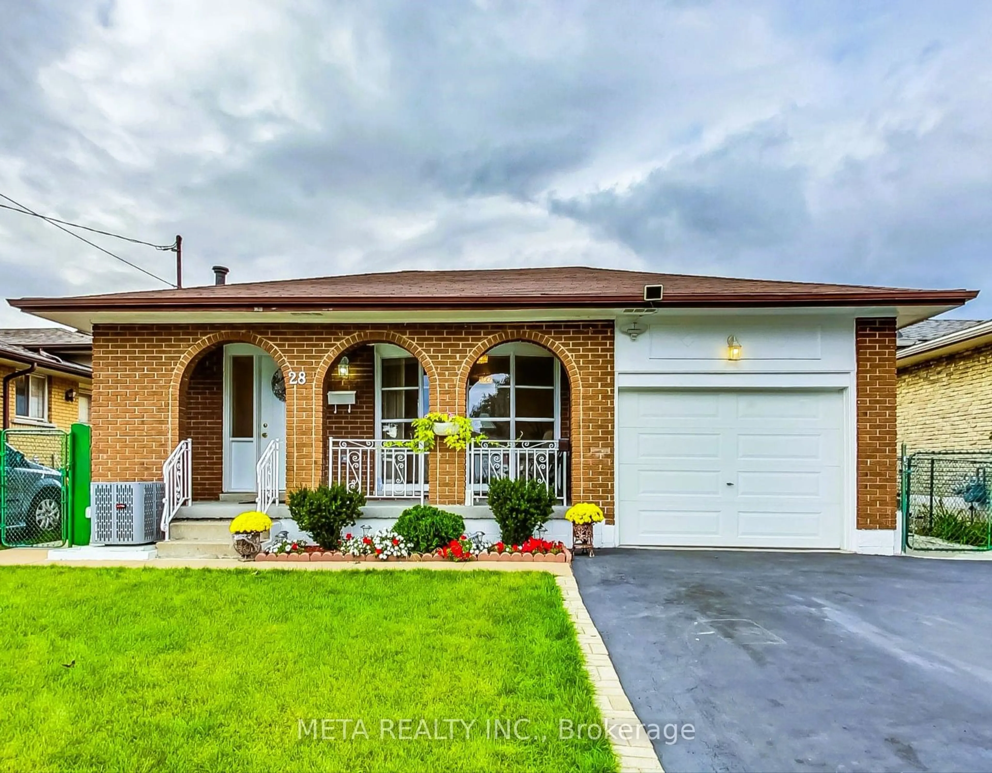 Home with brick exterior material for 28 Arno St, Hamilton Ontario L8W 1M1