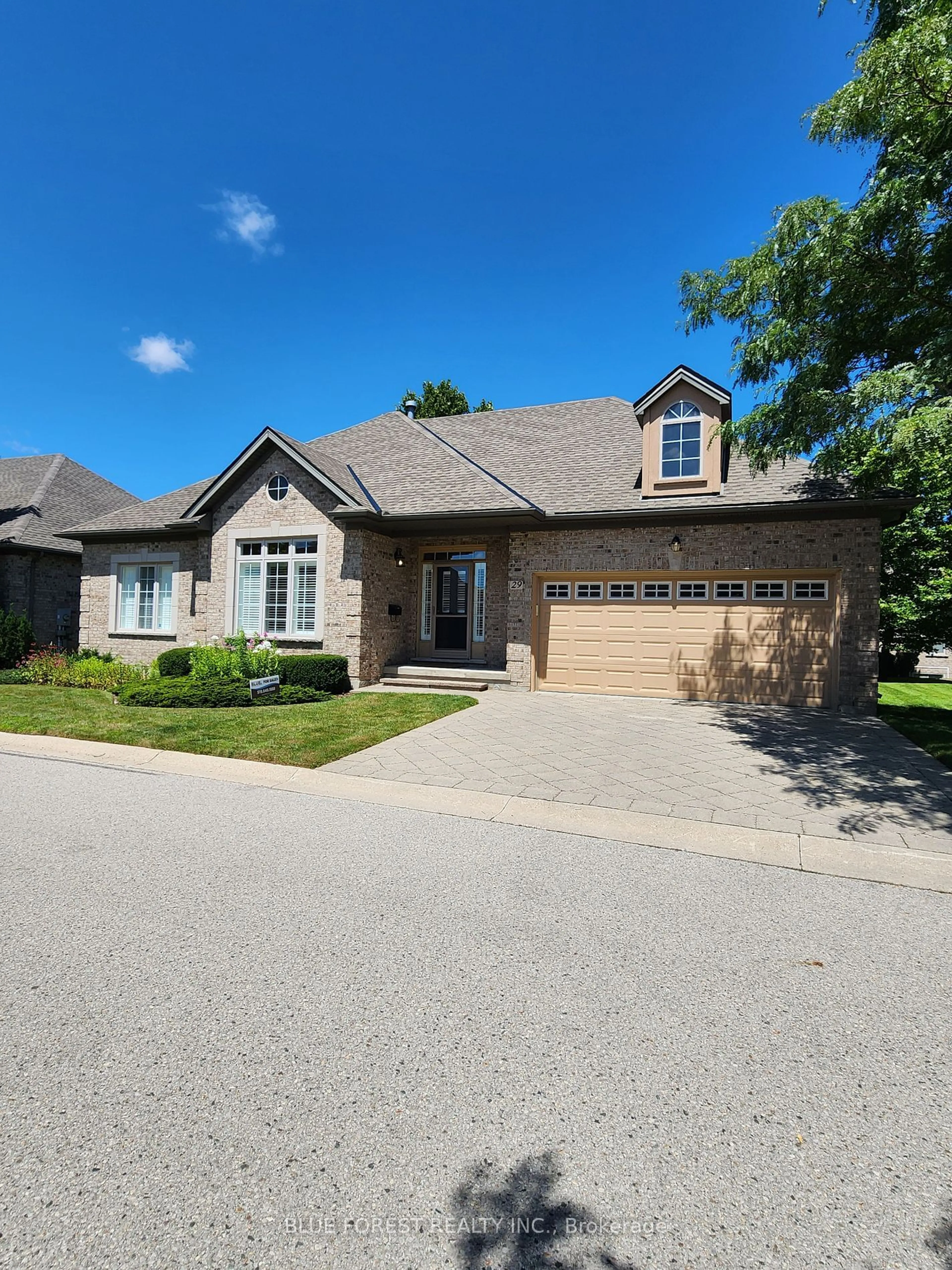 Frontside or backside of a home for 475 Mcgarrell Dr #29, London Ontario N6G 5K6