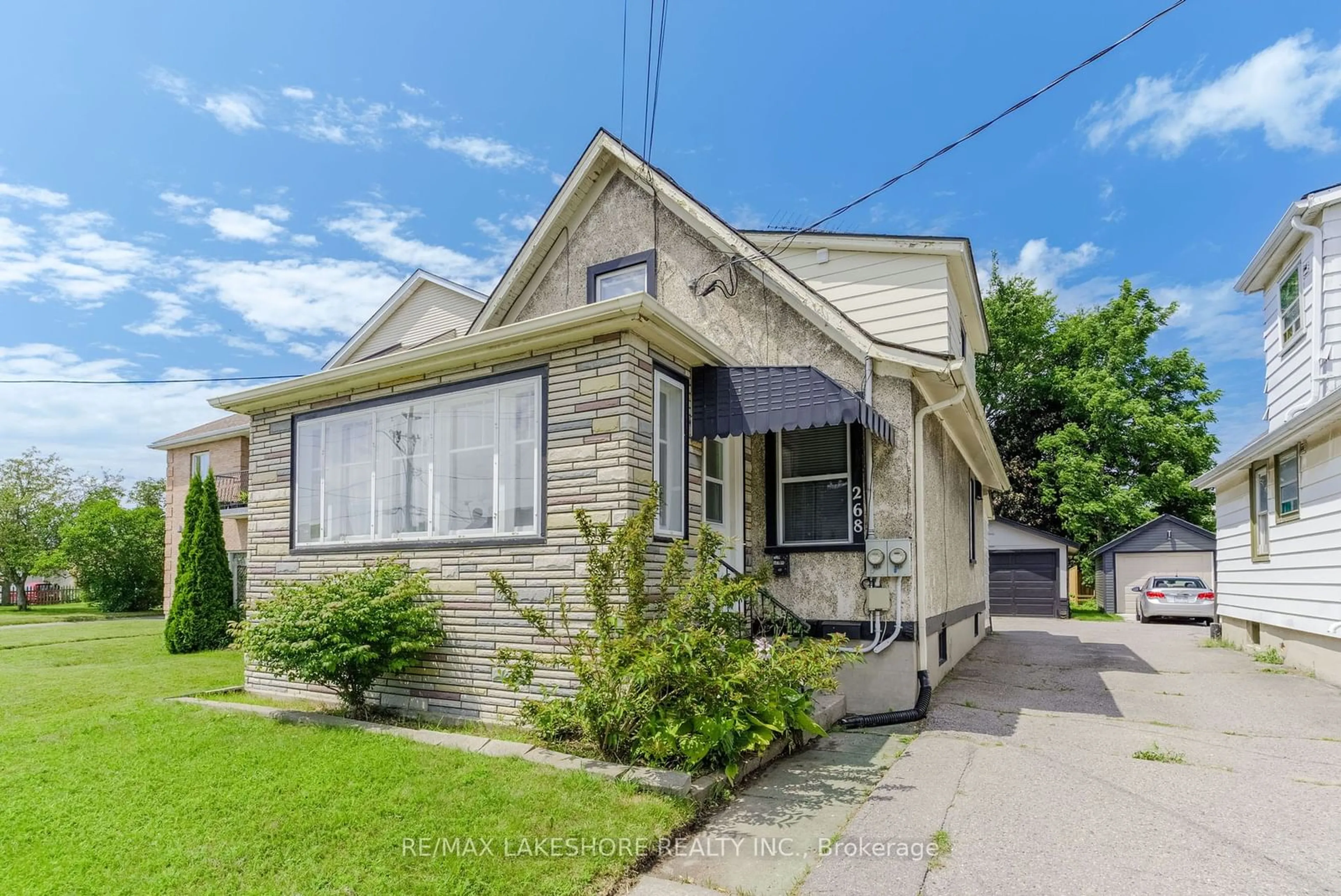 Frontside or backside of a home for 268 University Ave, Cobourg Ontario K9A 2H7