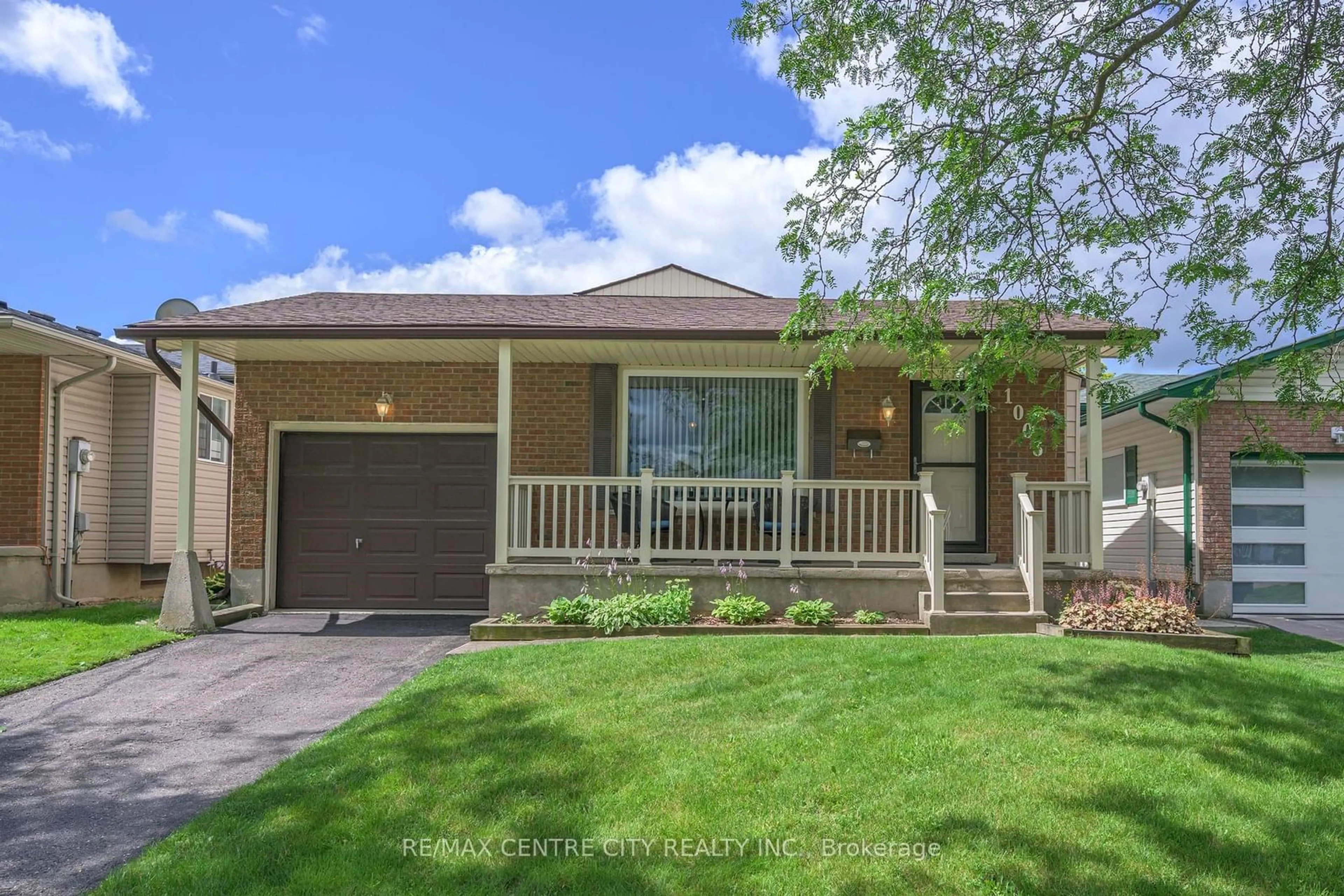 Frontside or backside of a home for 1003 Jalna Blvd, London Ontario N6E 2R2