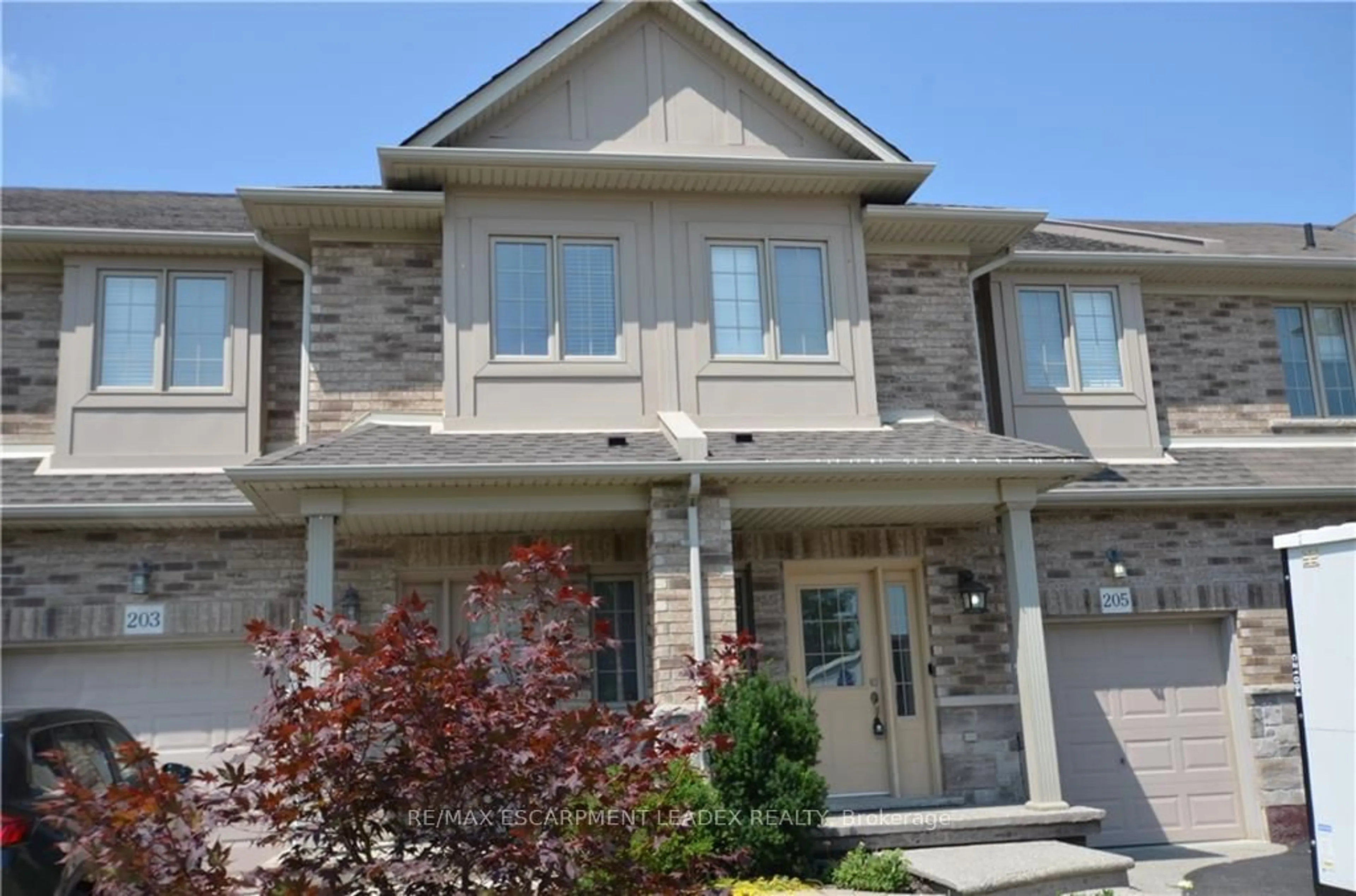 A pic from exterior of the house or condo for 205 Tanglewood Dr, Hamilton Ontario L0R 1C0