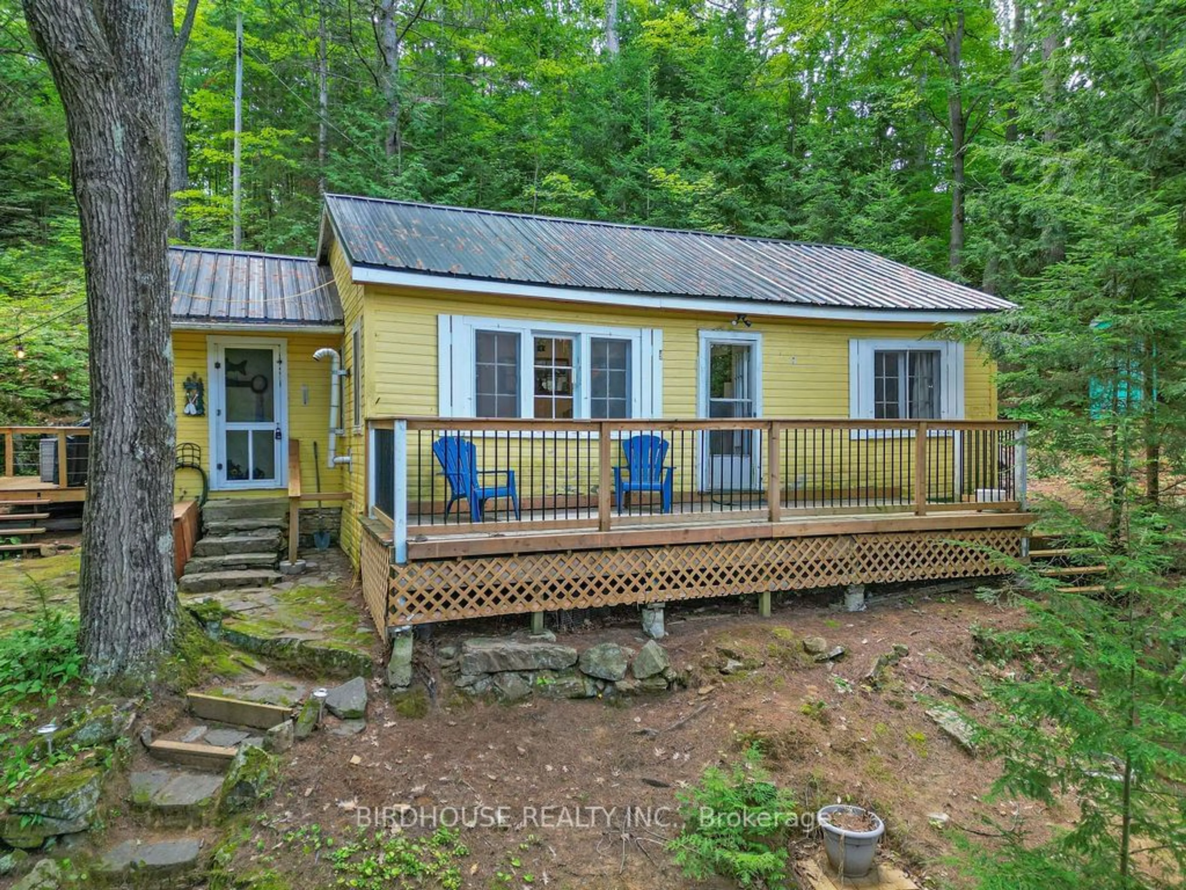 Cottage for 11045 Gull River, Minden Hills Ontario K0M 2L1