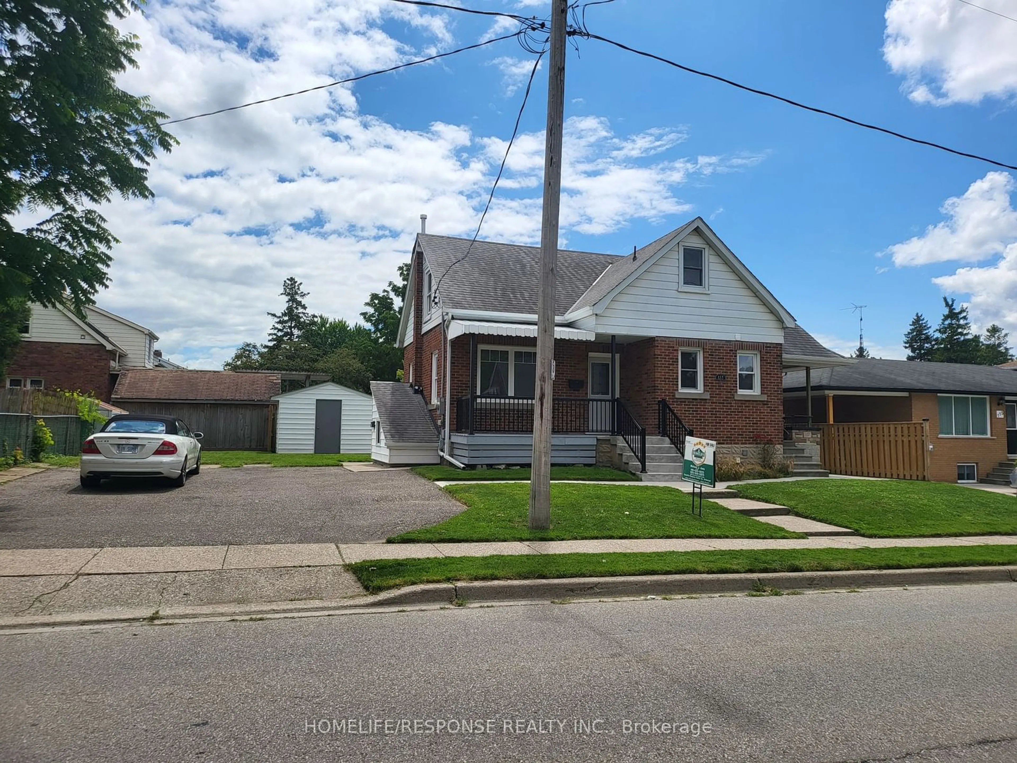 Frontside or backside of a home for 117 Pollock Ave, Cambridge Ontario N1R 2C1