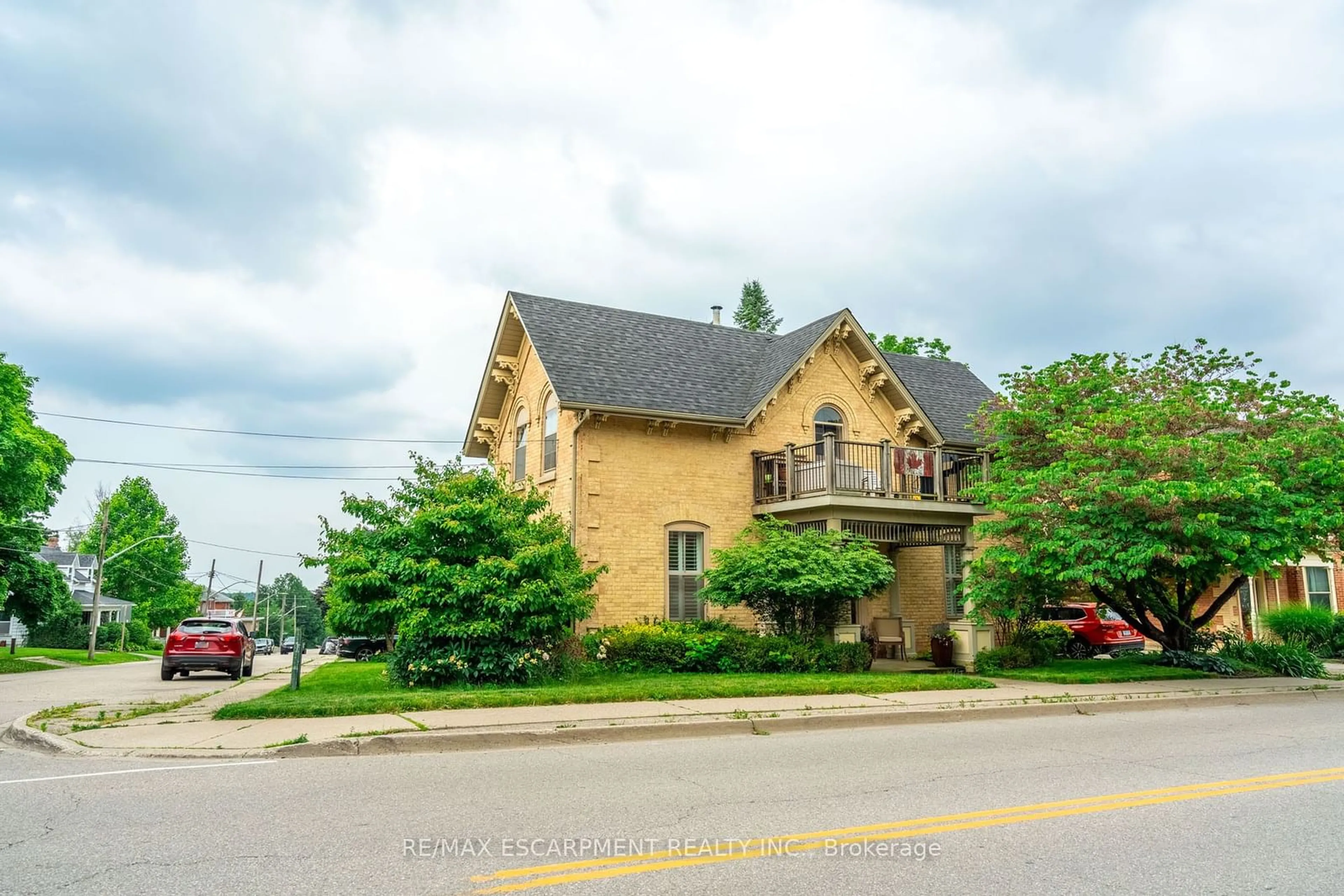 Frontside or backside of a home for 1 King William St, Brant Ontario N0E 1N0