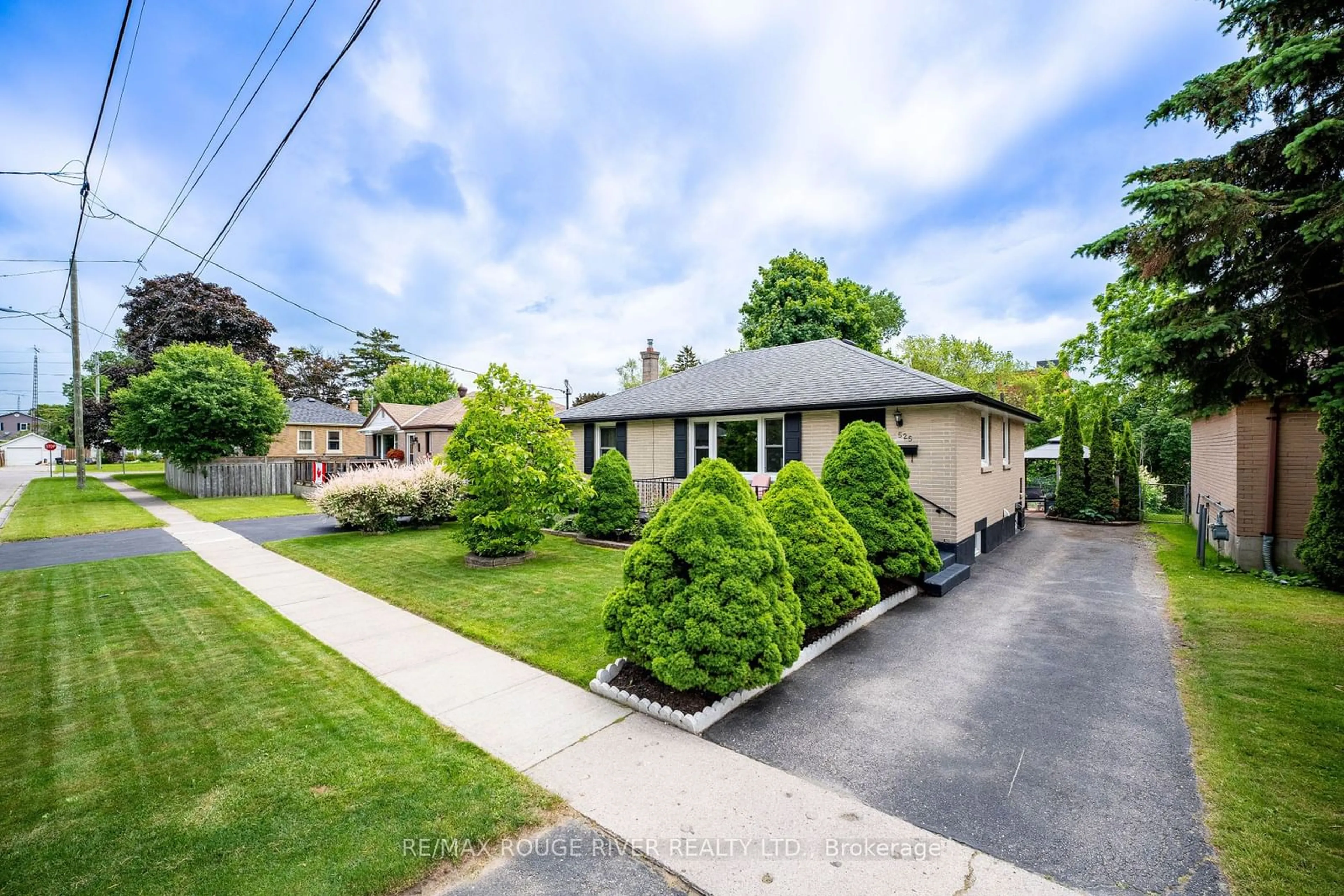 Frontside or backside of a home for 525 Shirley St, Cobourg Ontario K9A 2A4