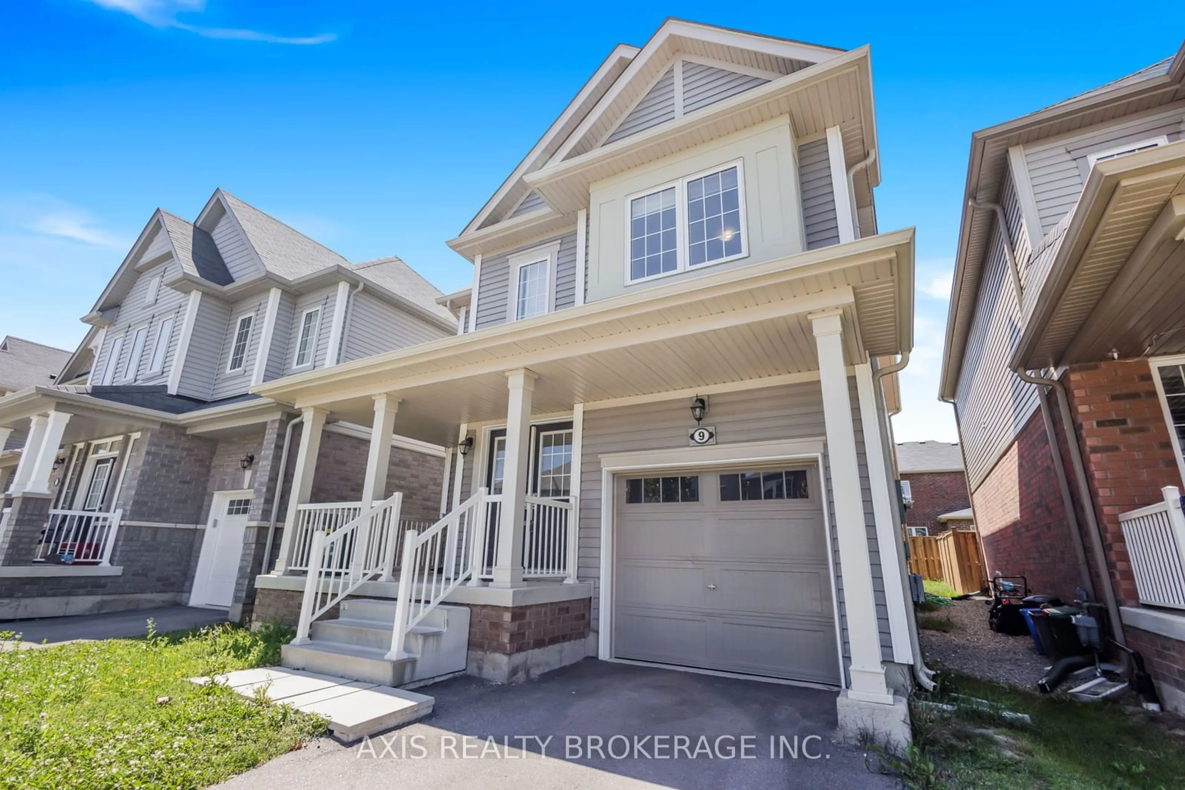 Frontside or backside of a home for 9 Honey Comb Tr, Thorold Ontario L3B 5N5