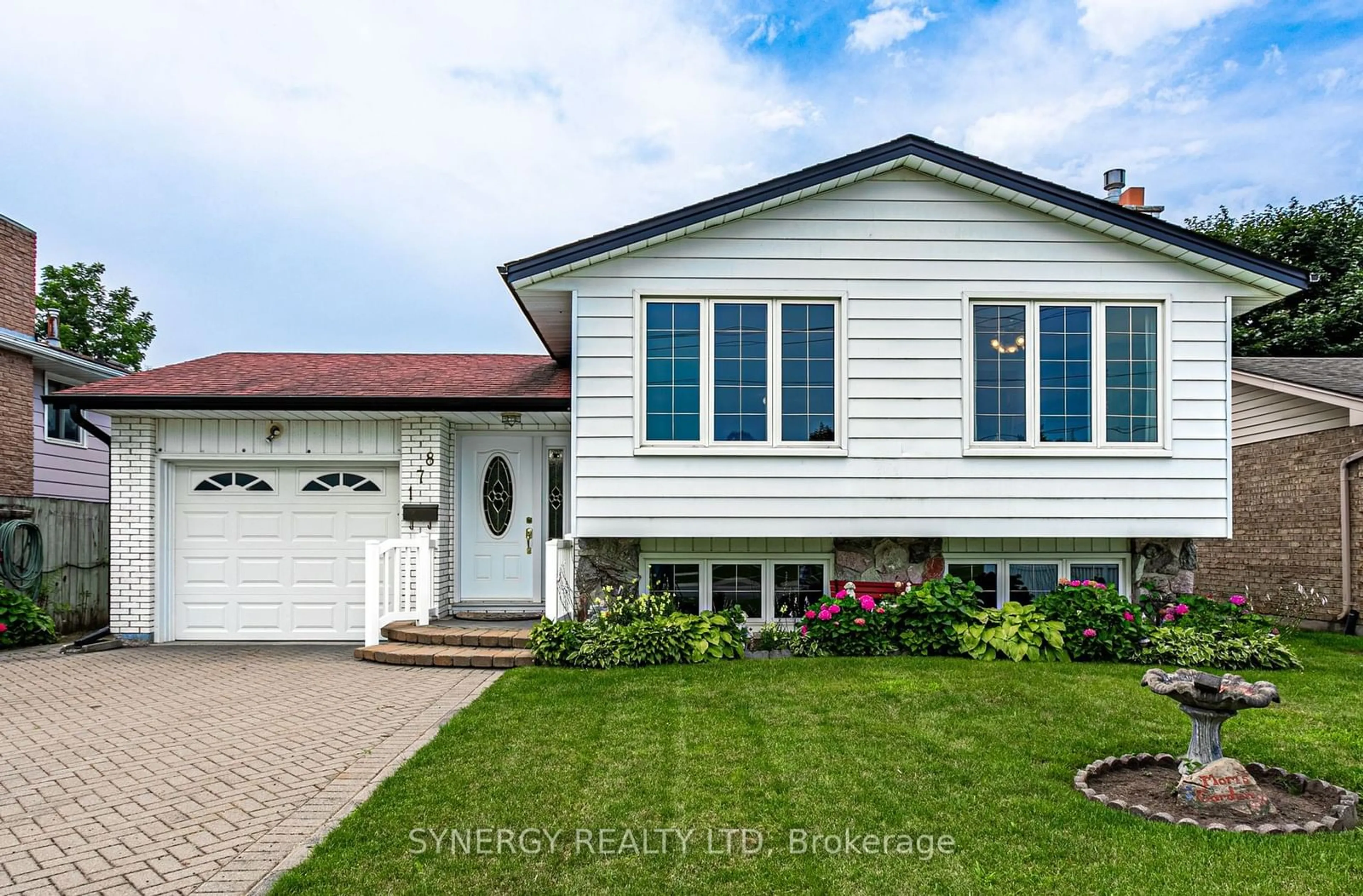 Frontside or backside of a home for 178 Park St, Strathroy-Caradoc Ontario N7G 3V9