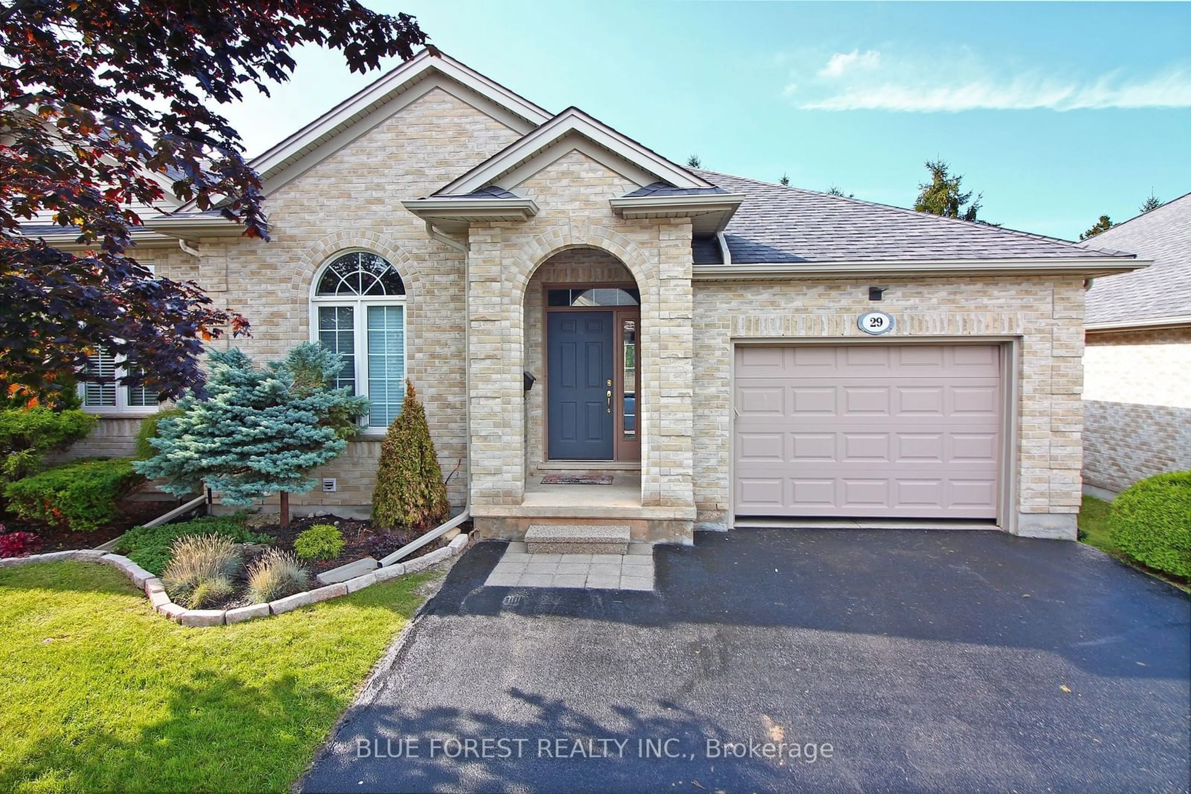 Frontside or backside of a home for 285 Mcgarrell Dr #29, London Ontario N6G 5H3