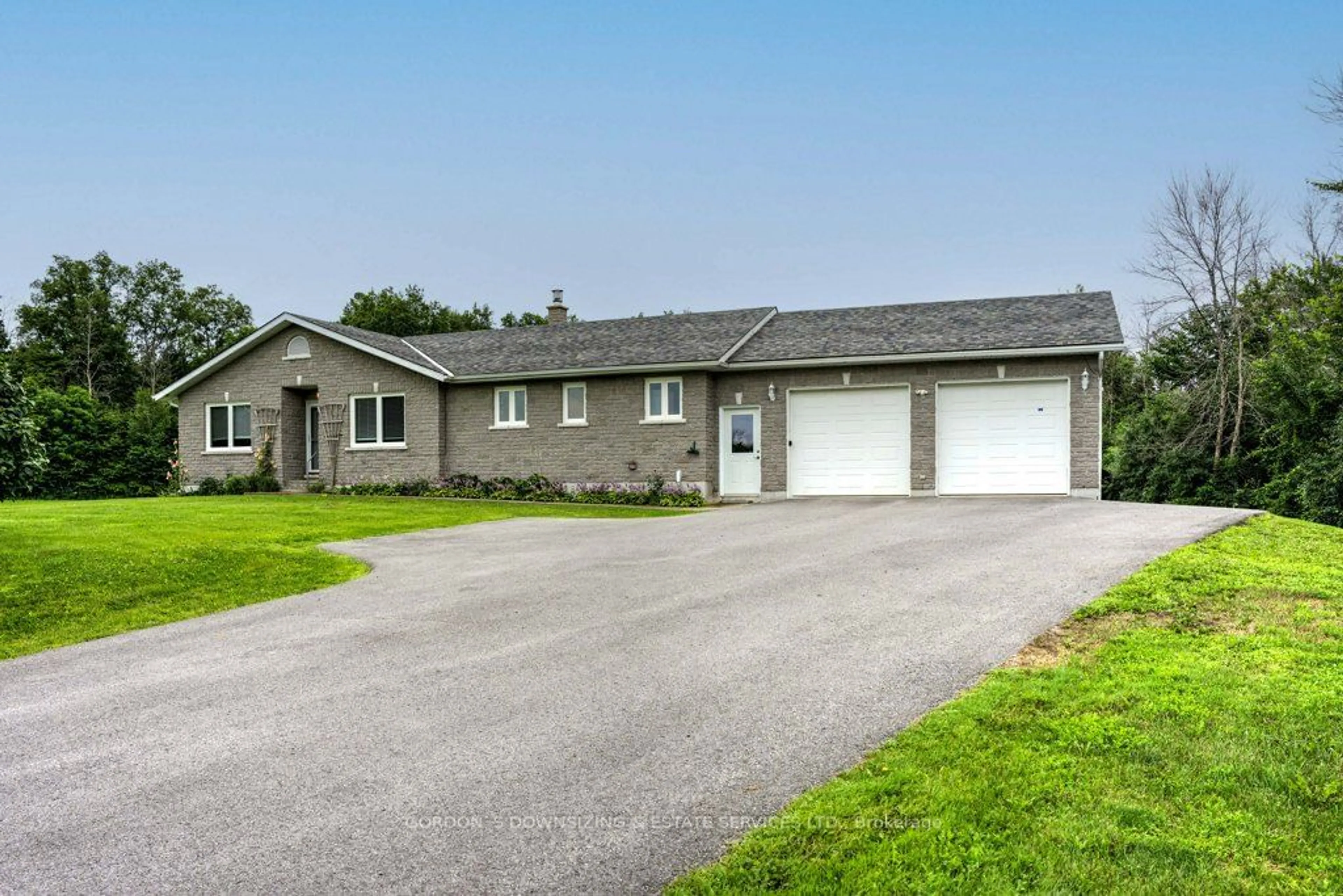 Frontside or backside of a home for 4402 Bradford Rd, South Frontenac Ontario K0H 1V0
