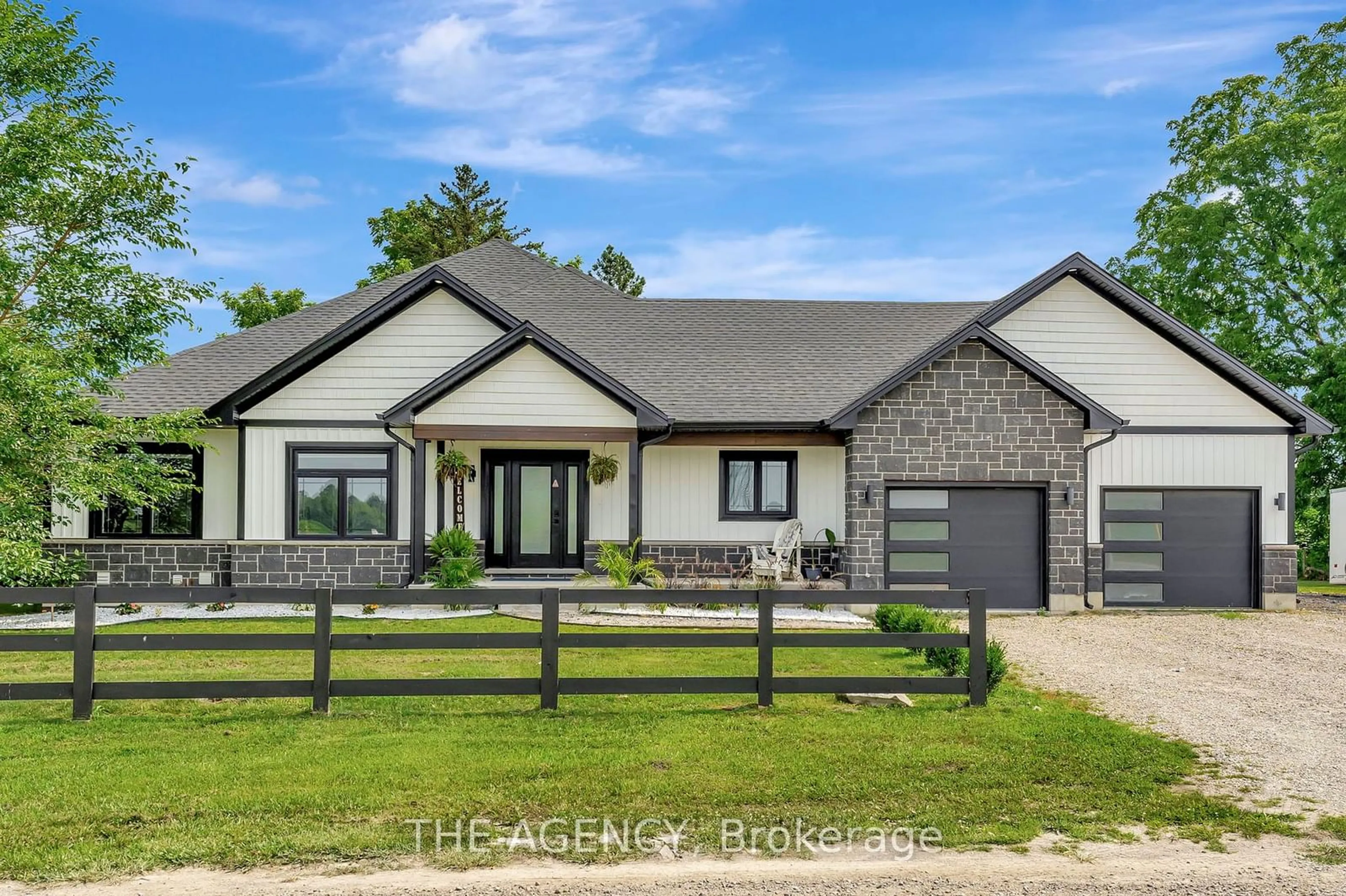 Frontside or backside of a home for 15416 Austin Line, Chatham-Kent Ontario N0P 1C0