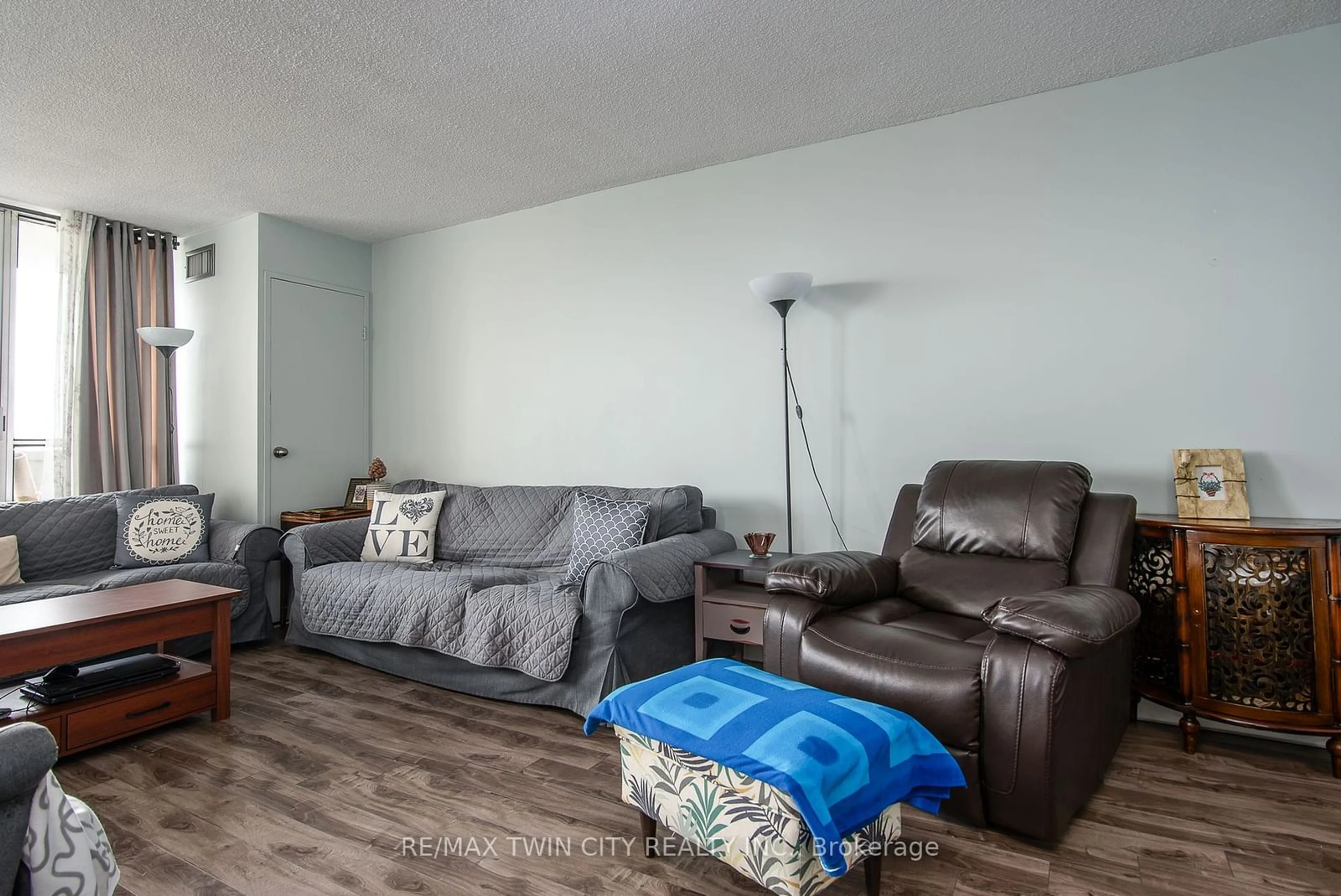 Living room for 375 King St #1906, Waterloo Ontario N2J 4L6