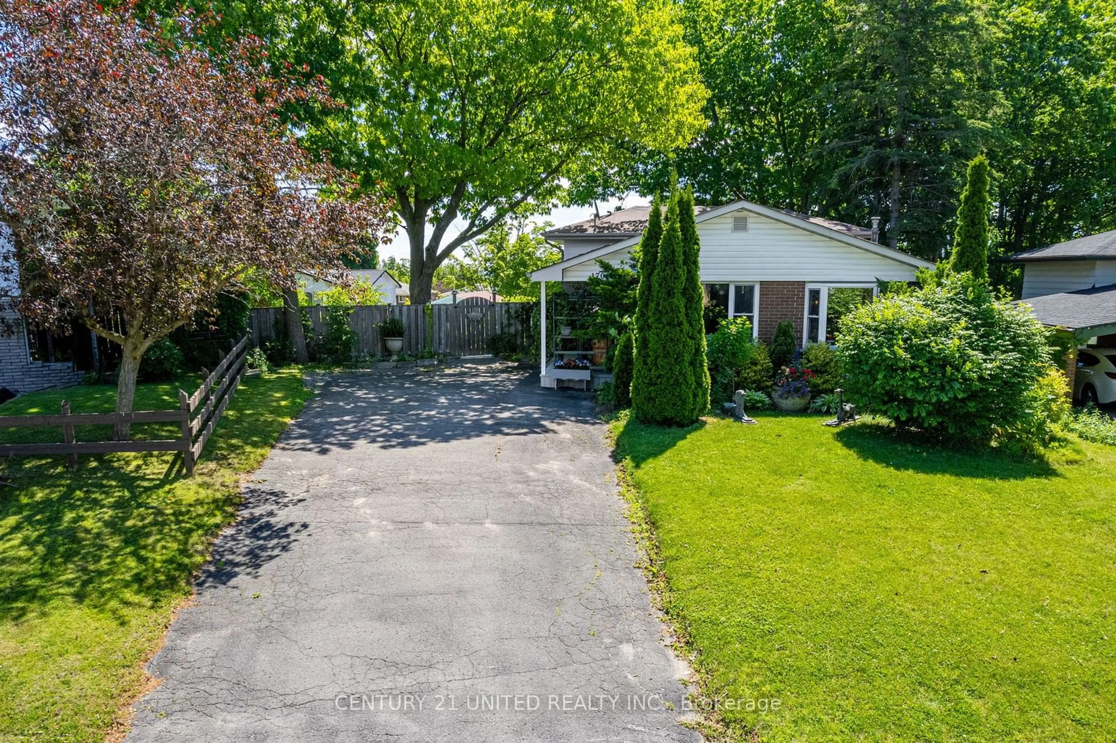 Frontside or backside of a home for 1708 Stewartcroft Cres, Peterborough Ontario K9K 1J9