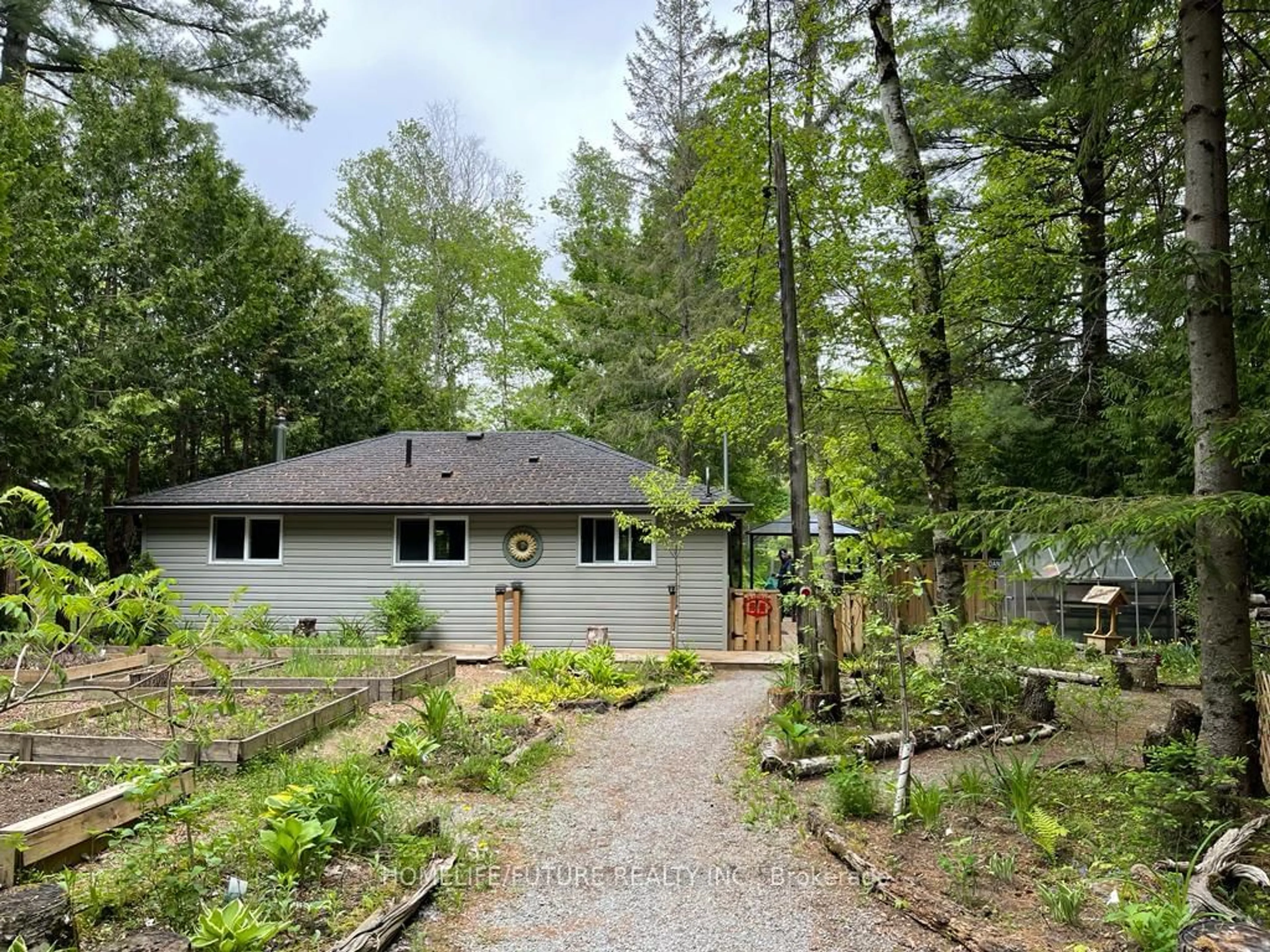 Cottage for 179 Stanley Rd, Kawartha Lakes Ontario K0M 2T0