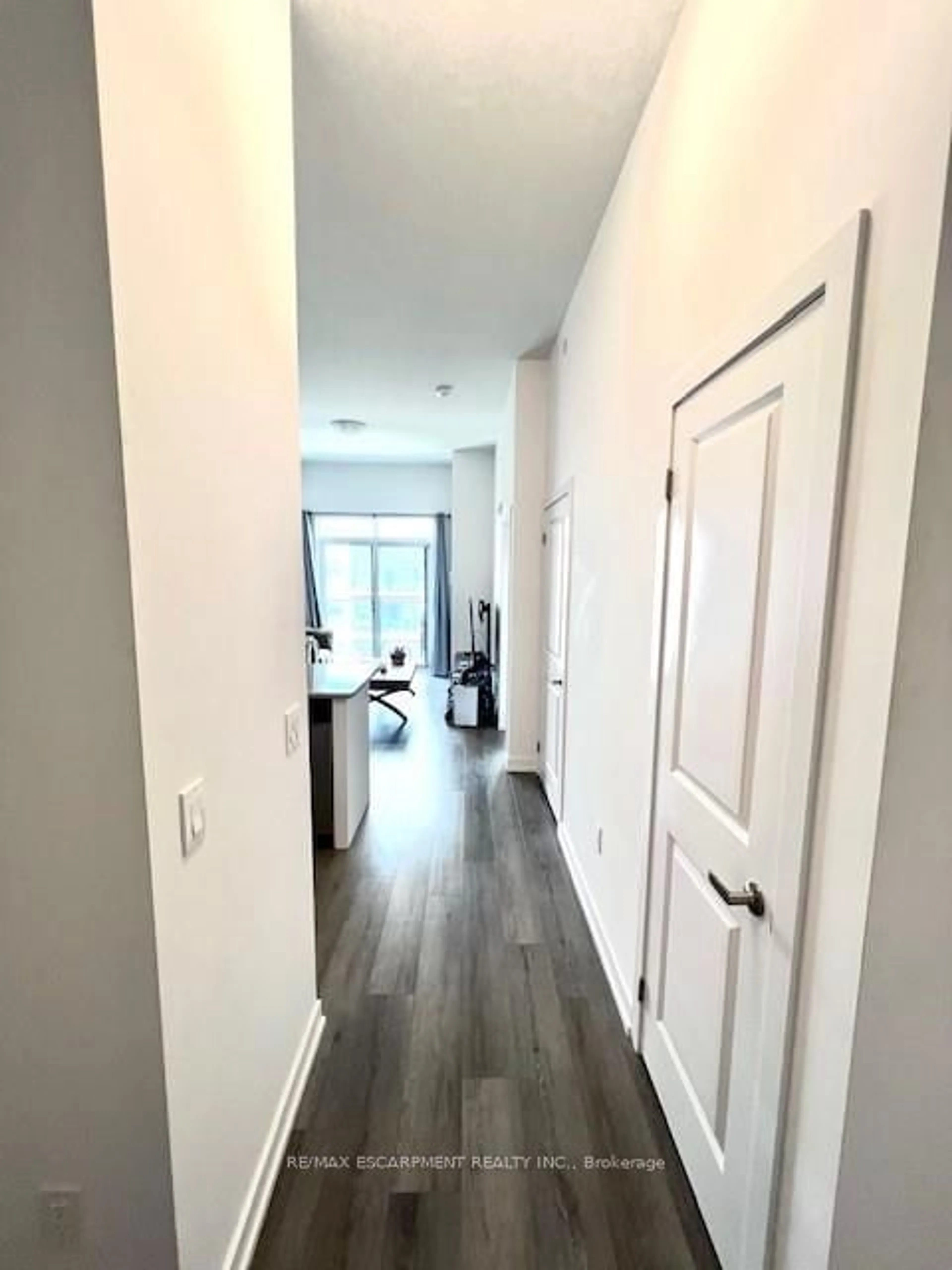 Indoor entryway for 5055 GREENLANE Rd #623, Lincoln Ontario L0R 1B3