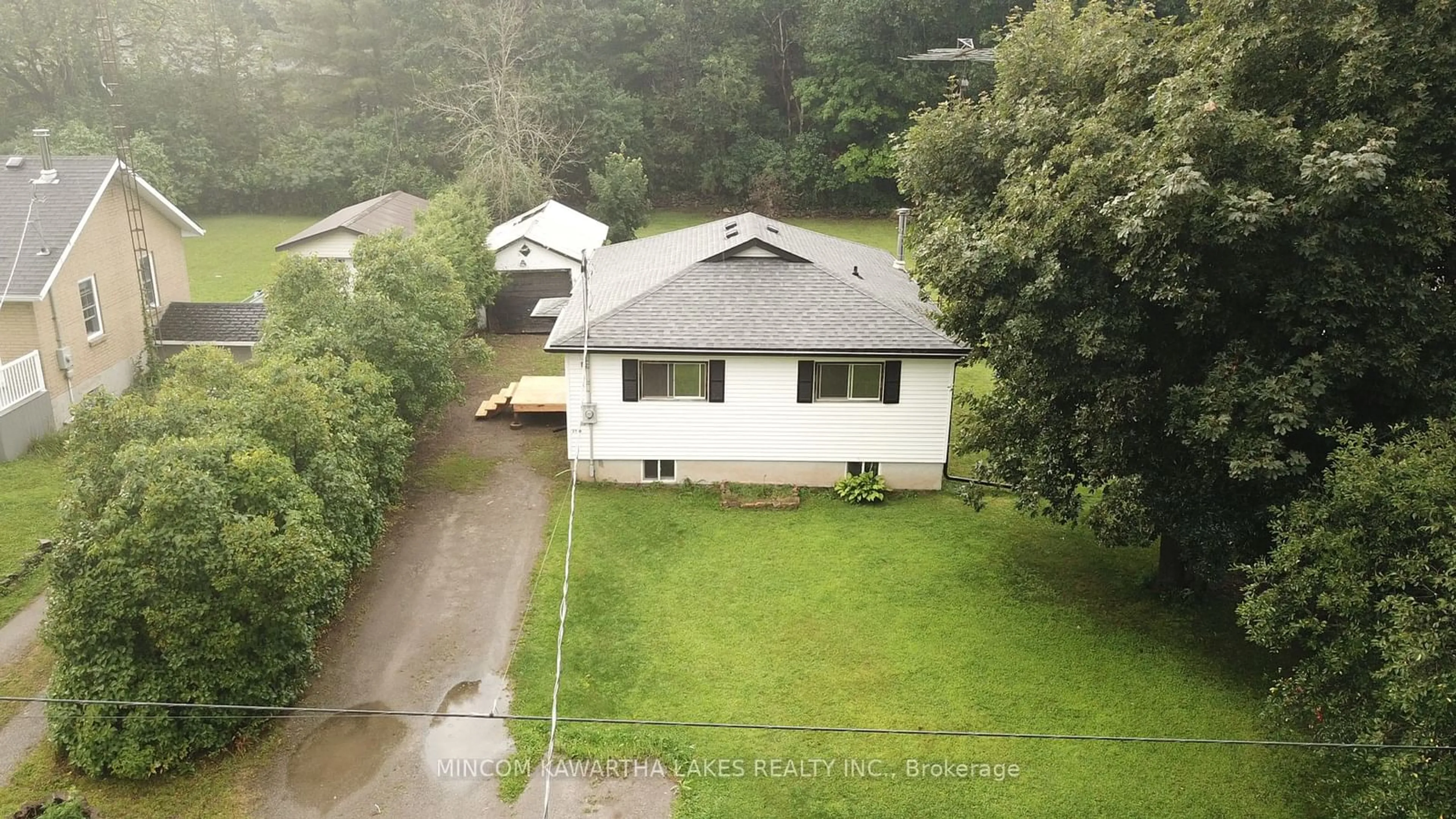 Frontside or backside of a home for 2748 Chalmers Ave, Smith-Ennismore-Lakefield Ontario K0L 3G0