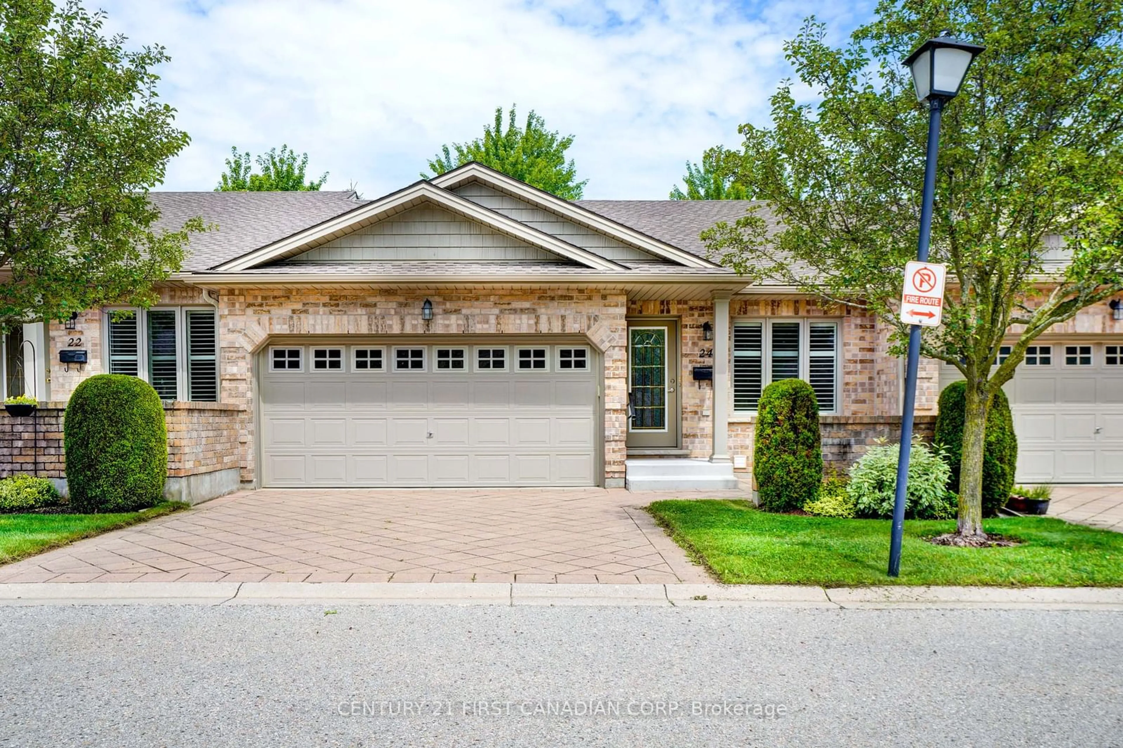 Home with brick exterior material for 620 Thistlewood Dr #24, London Ontario N5X 0A9