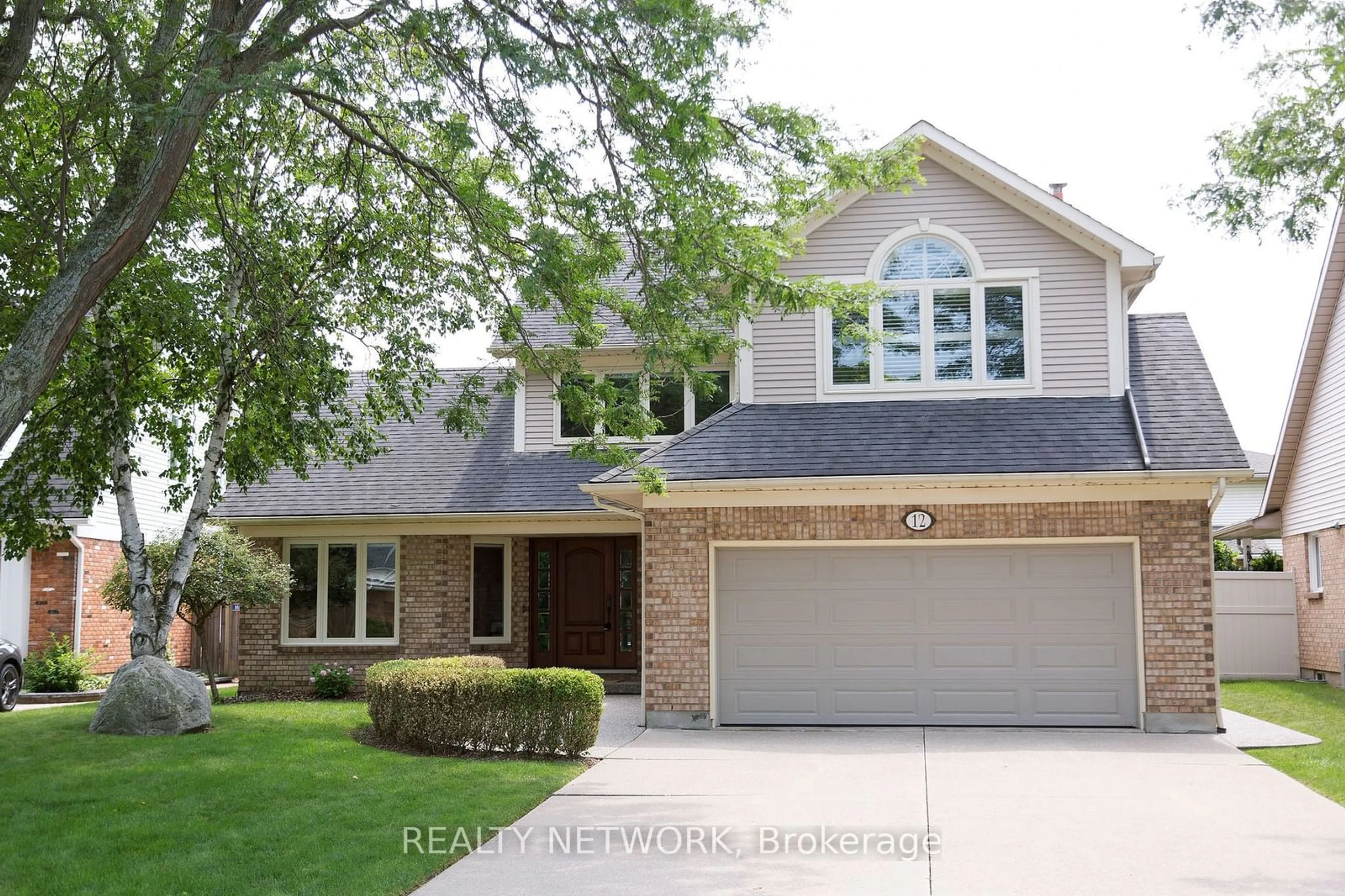 Home with brick exterior material for 12 Brucehill Crt, St. Catharines Ontario L2W 1A9