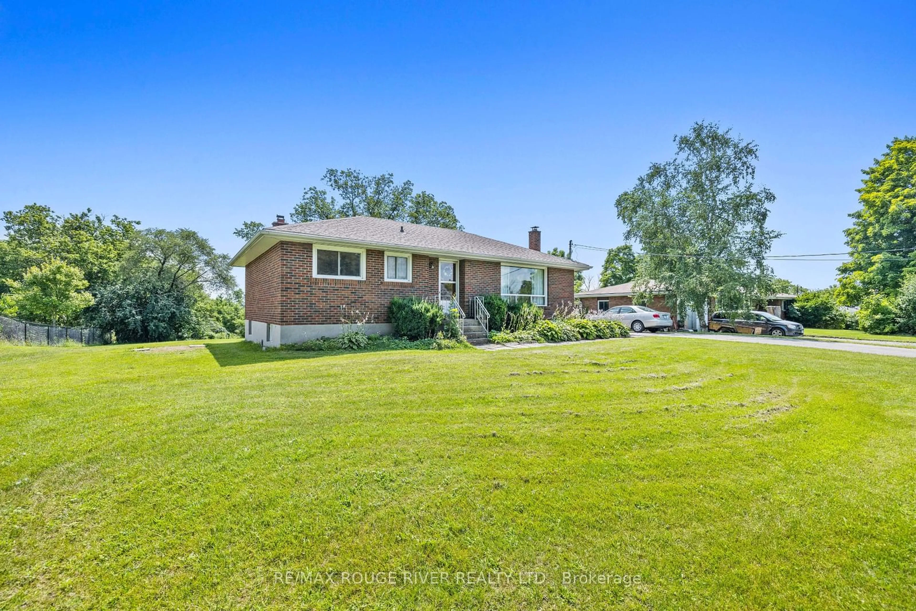 Frontside or backside of a home for 77 Roblin Rd, Quinte West Ontario K8N 4Z5