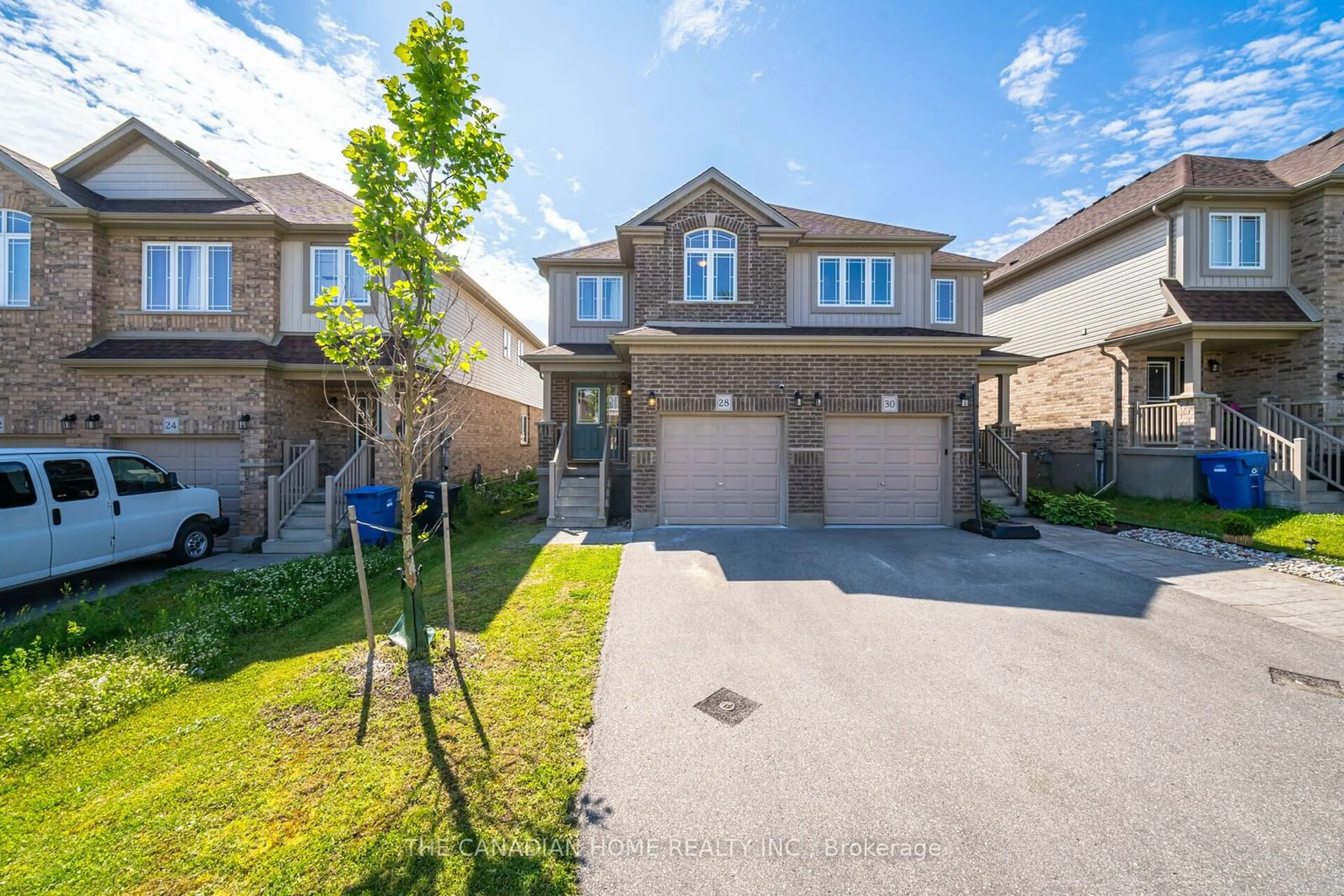 Frontside or backside of a home for 28 AMBROUS Cres, Guelph Ontario N1G 0G1