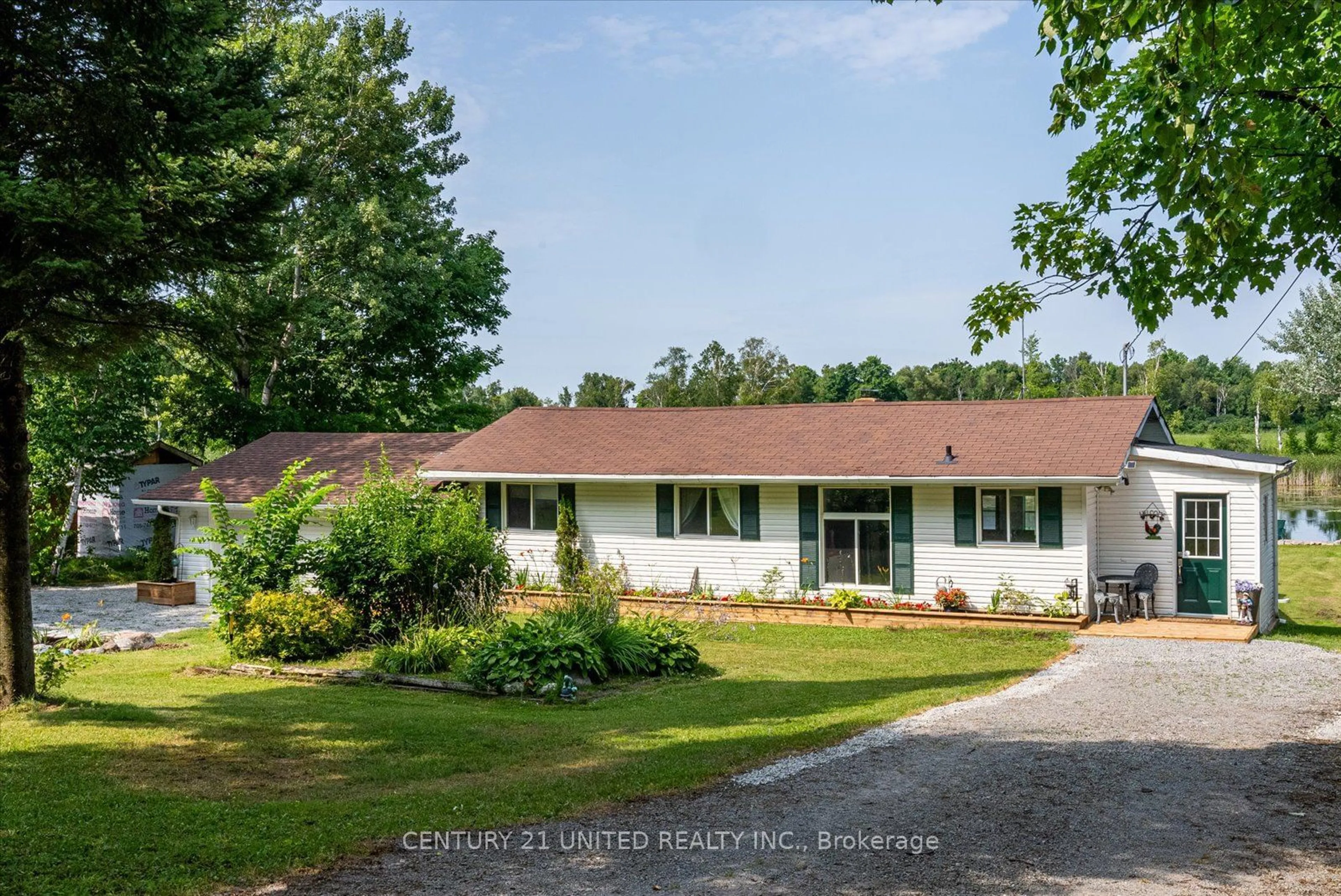 Frontside or backside of a home for 1279 Young's Cove Rd, Smith-Ennismore-Lakefield Ontario K0L 1T0