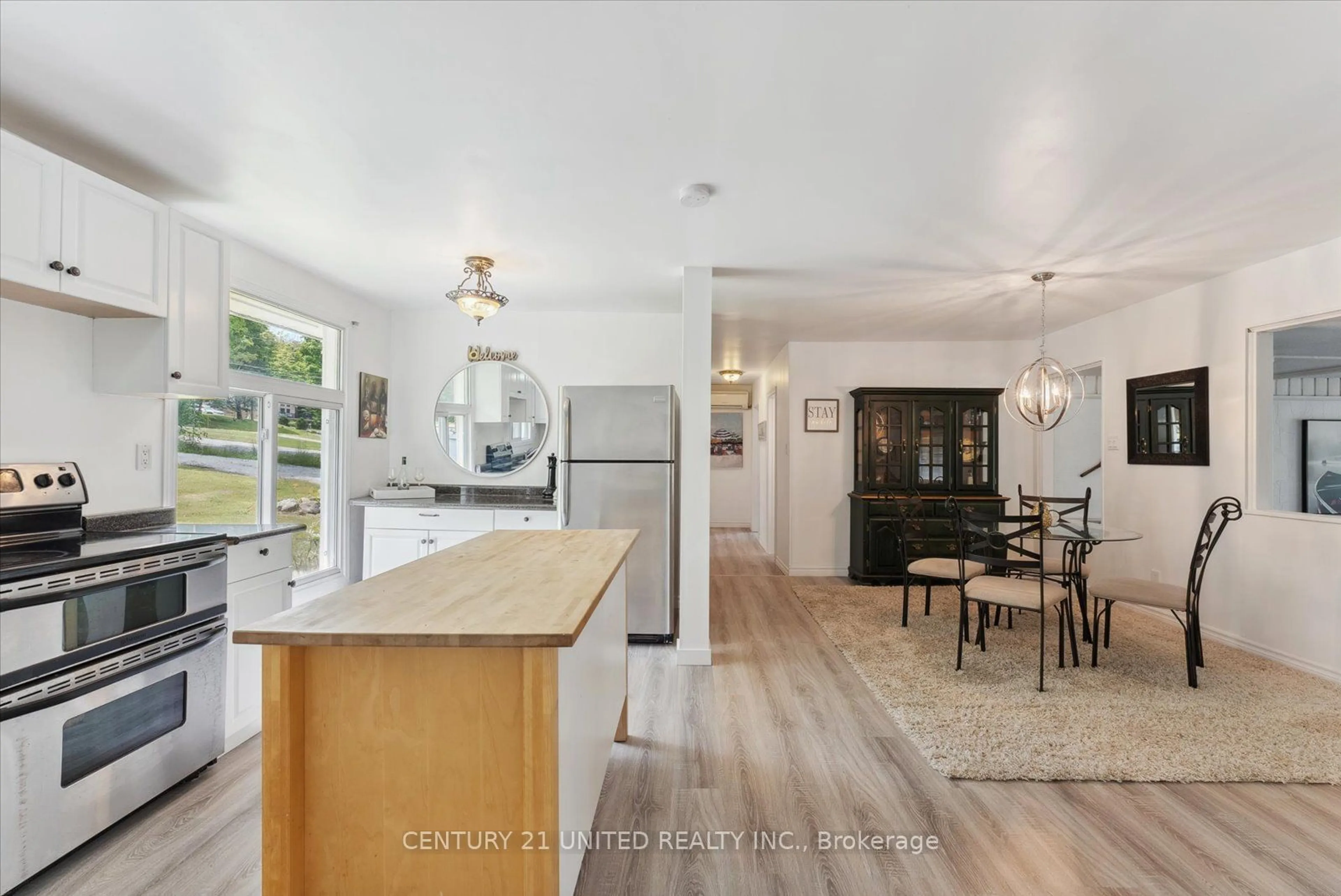 Contemporary kitchen for 1279 Young's Cove Rd, Smith-Ennismore-Lakefield Ontario K0L 1T0