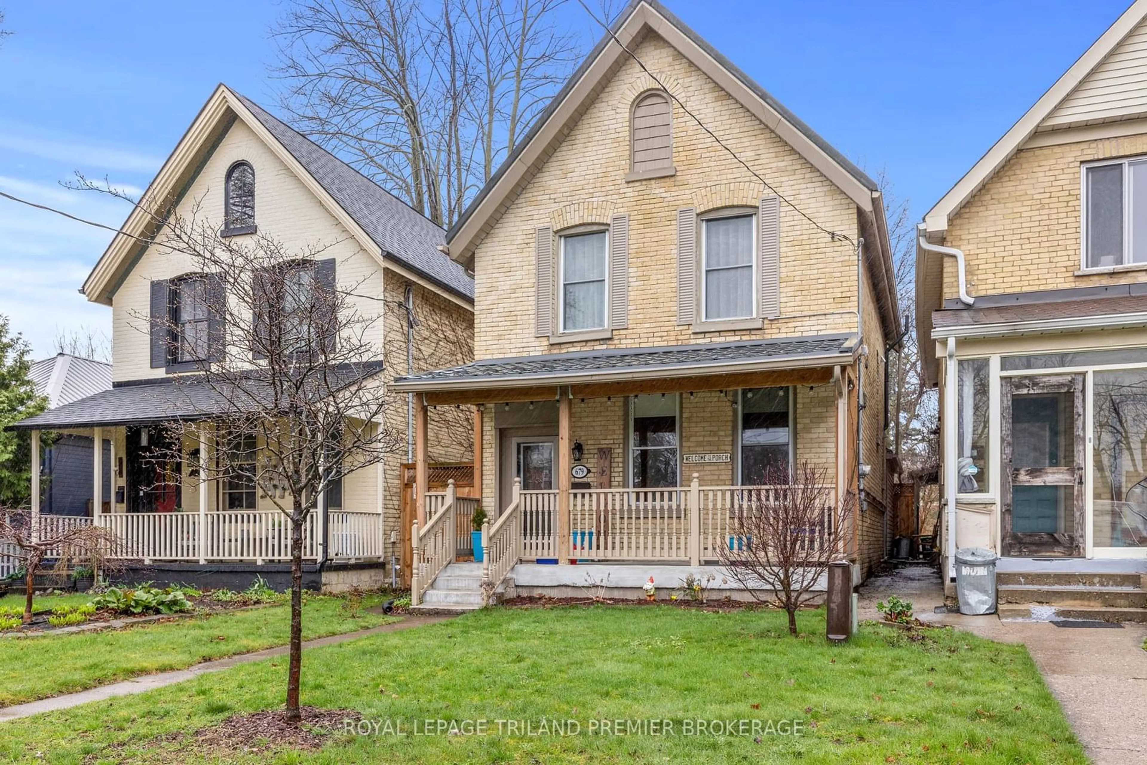 Frontside or backside of a home for 679 Colborne St, London Ontario N6A 3Z4