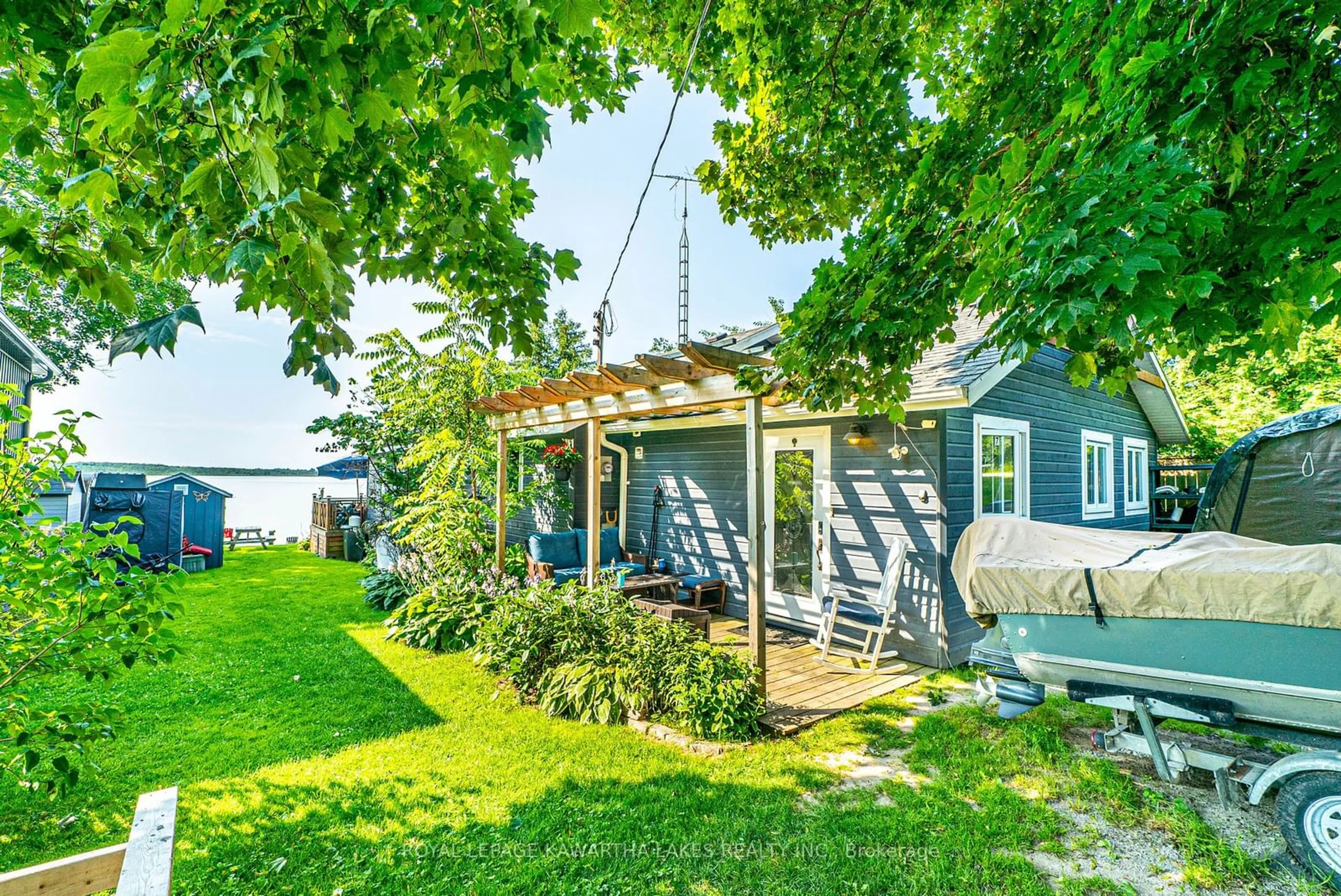 Cottage for 7 Gilson St, Kawartha Lakes Ontario K0M 2C0
