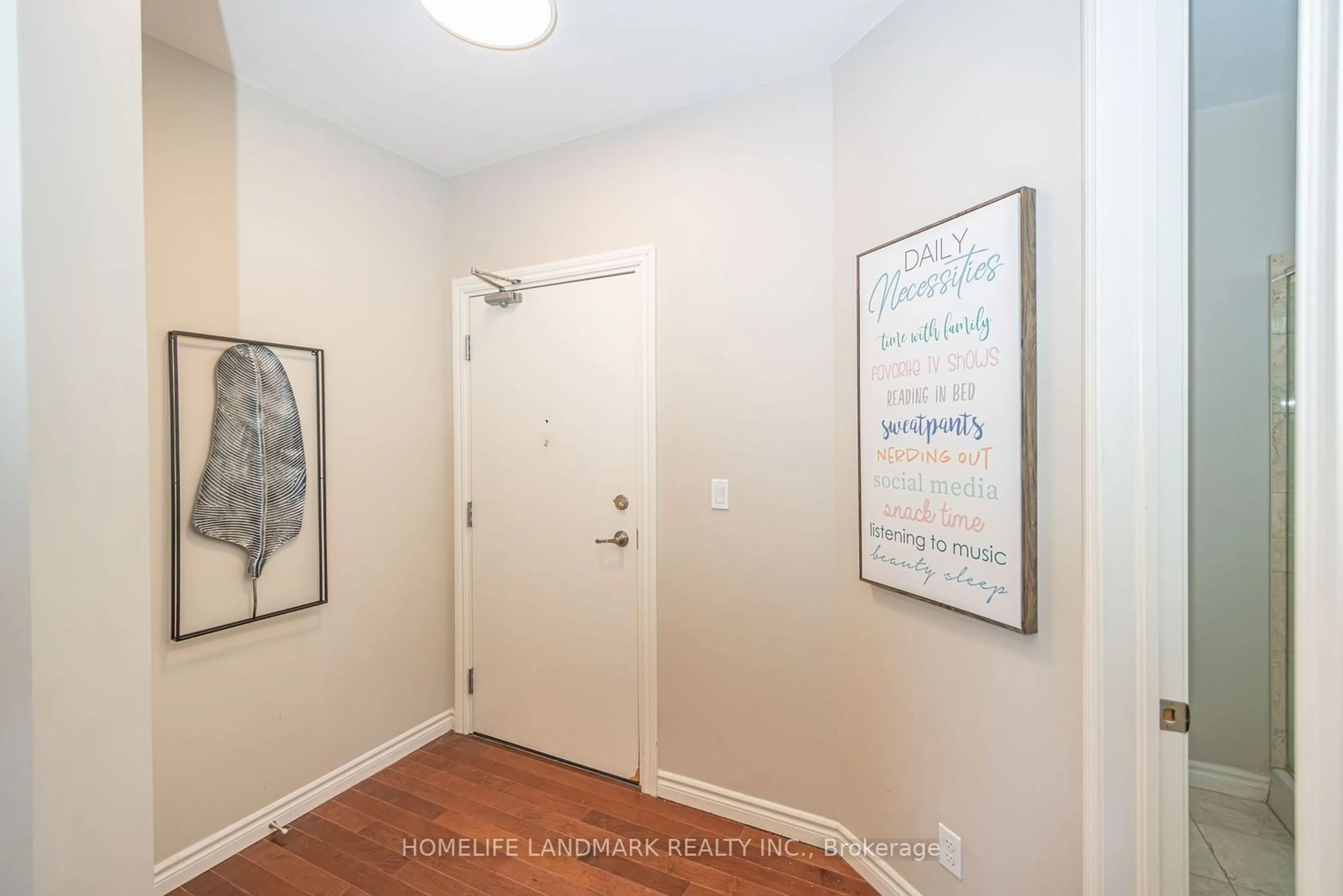 Indoor entryway for 223 Erb St #501, Waterloo Ontario N2L 0B3