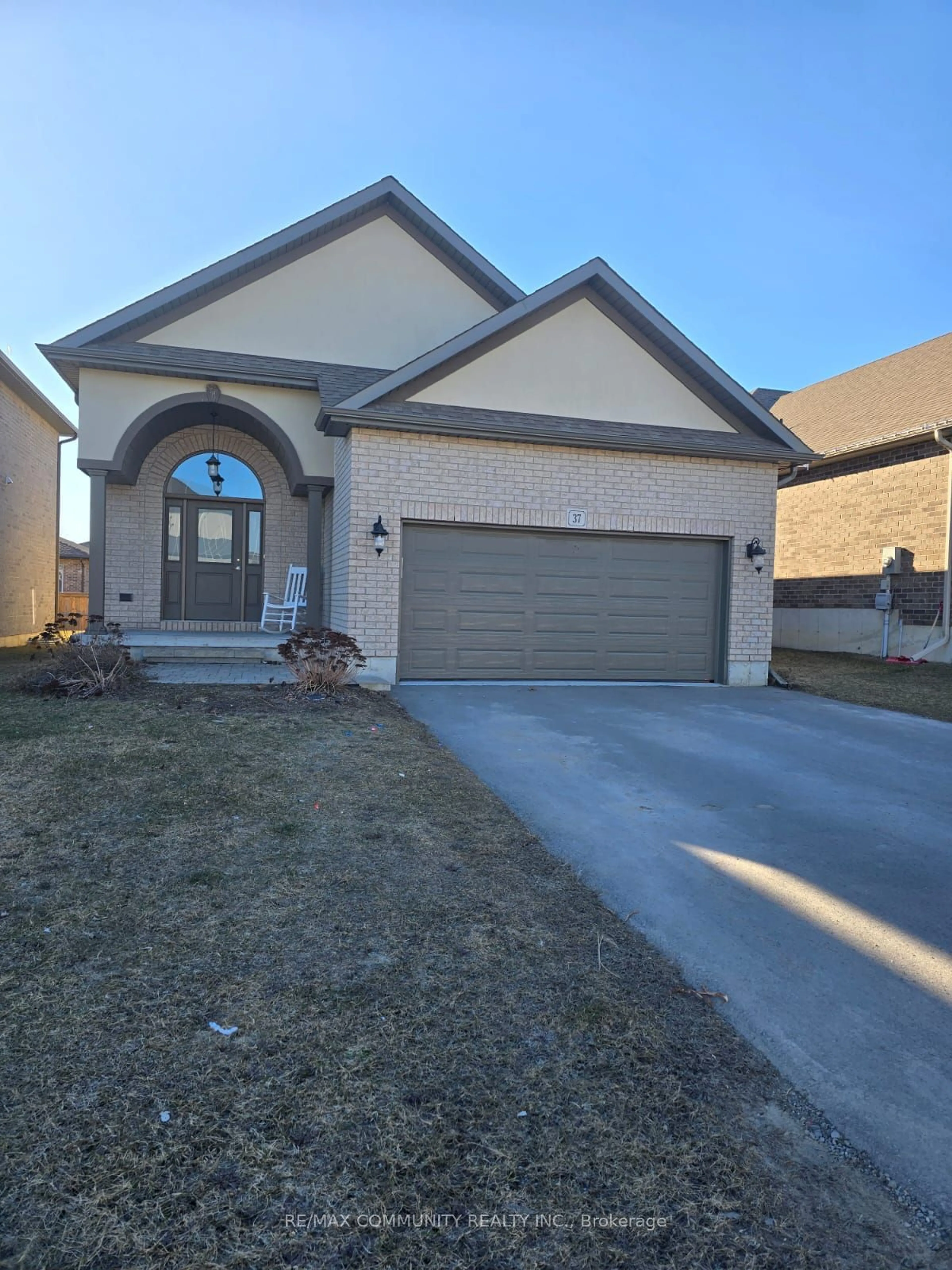 Frontside or backside of a home, the street view for 37 Stonecrest Blvd, Quinte West Ontario K8R 0A5