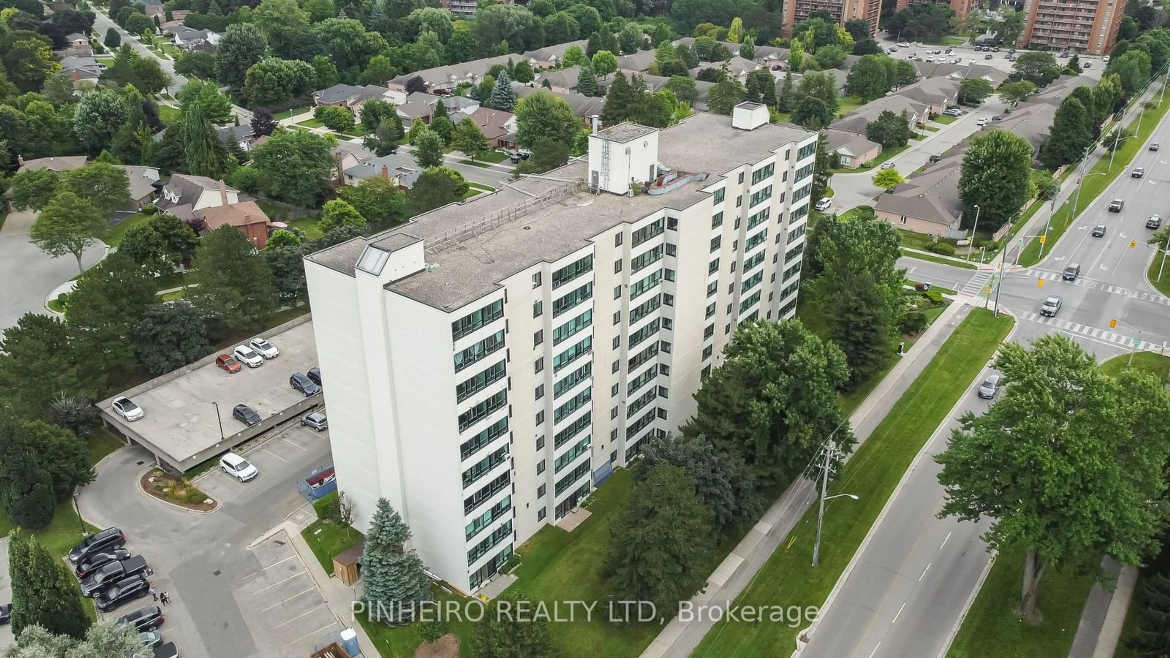 A pic from exterior of the house or condo, the front or back of building for 600 Grenfell Dr #806, London Ontario N5X 2R8