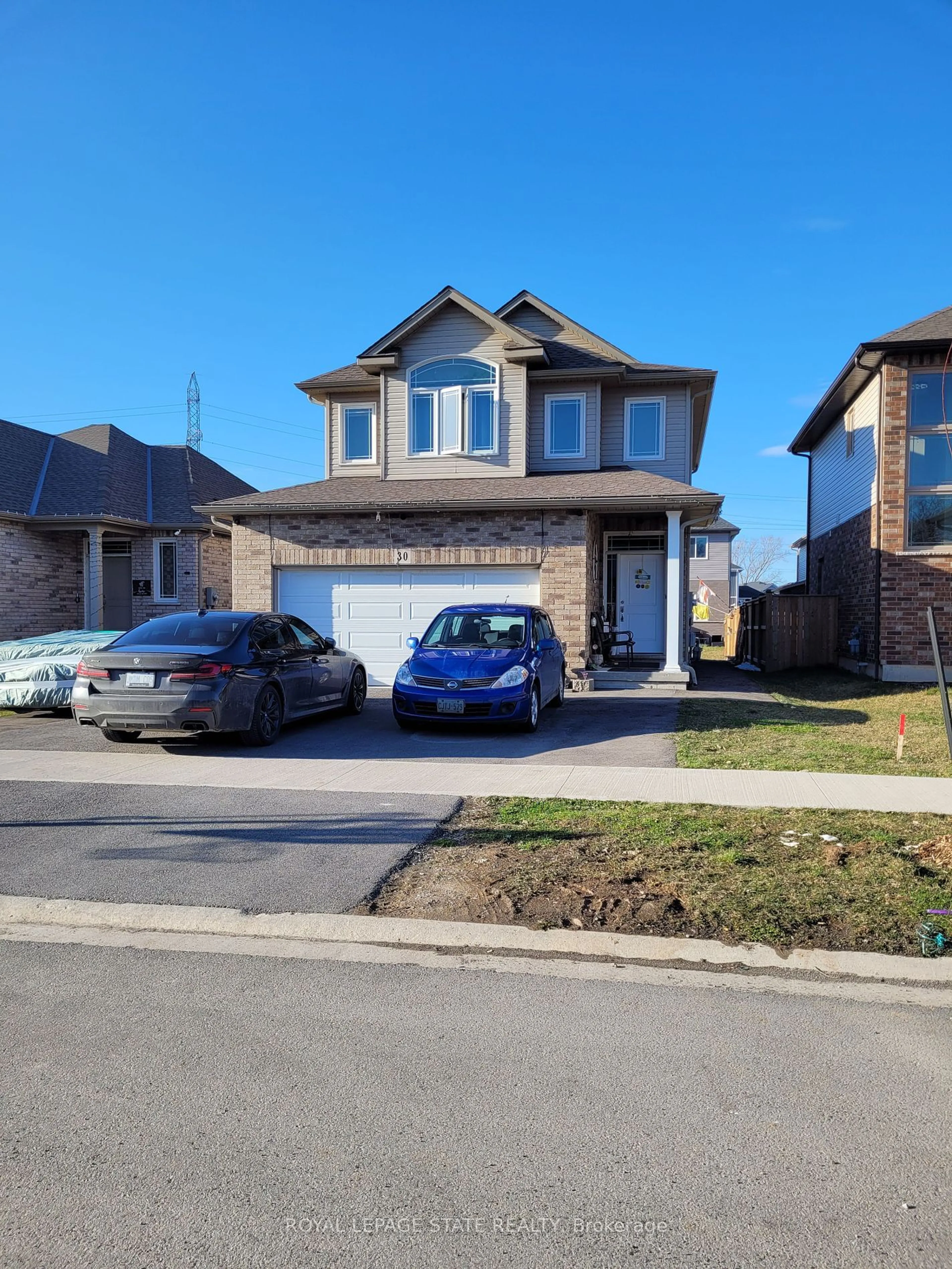 Frontside or backside of a home for 30 Laurent Ave, Welland Ontario L3B 0E2