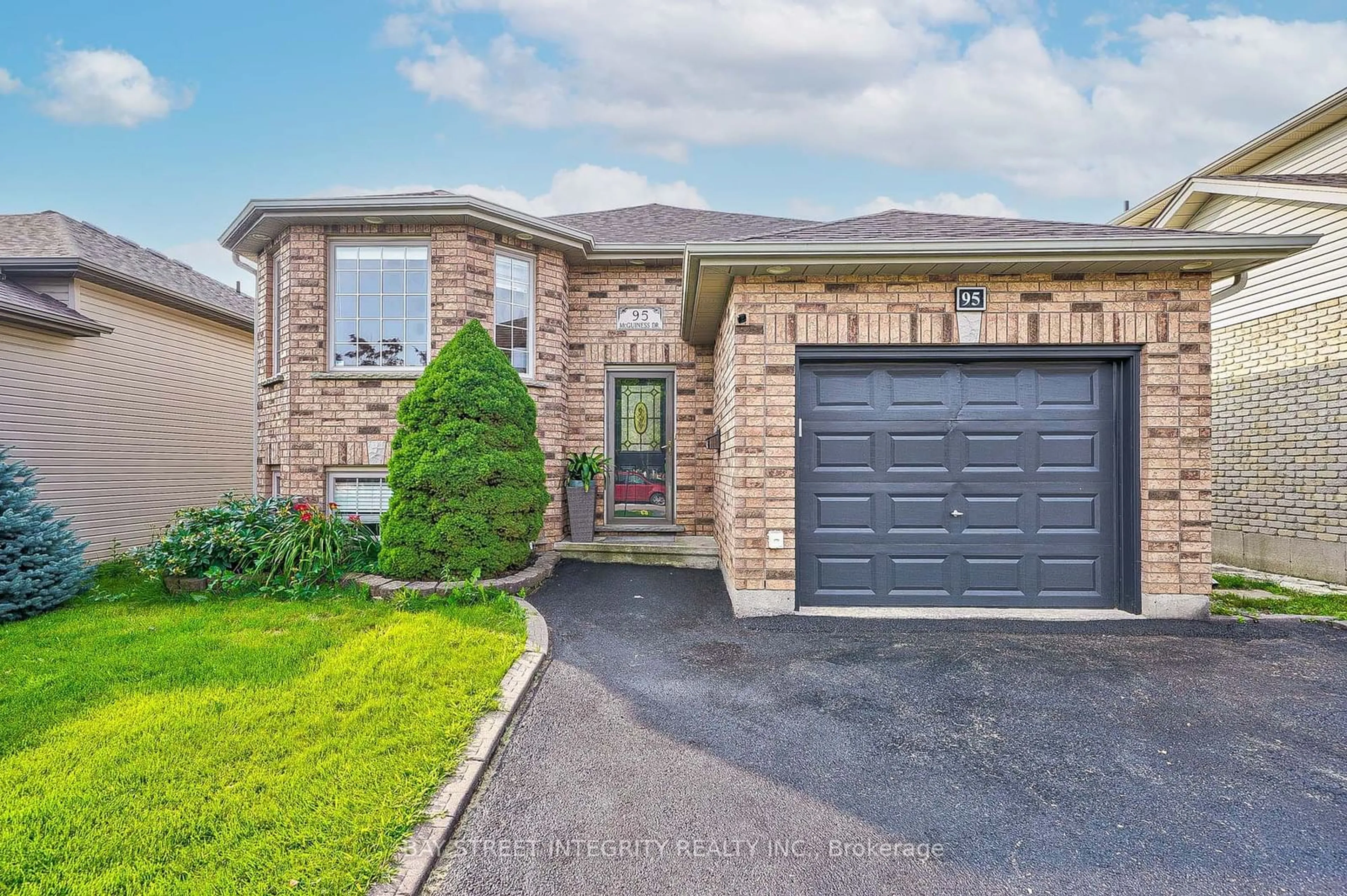 Home with brick exterior material for 95 Mcguiness Dr, Brantford Ontario N3T 6R6