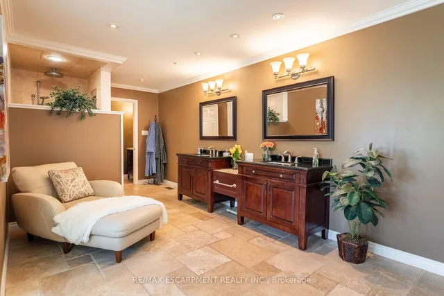 Additional property image - 47 Woodend Dr